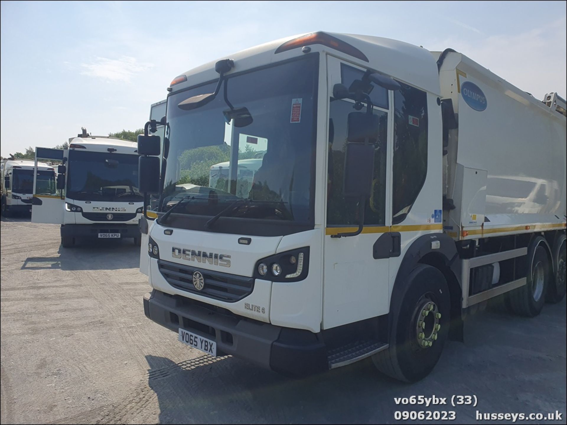 15/65 DENNIS ELITE 6 (6) DUSTCART - 7146cc 2dr (White) - Image 33 of 33