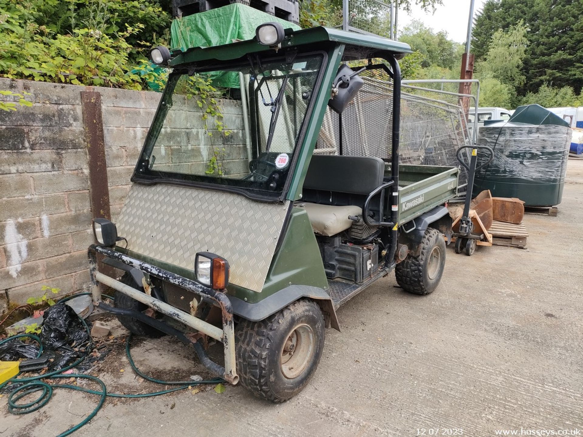 KAWASAKI 2510 MULE SHOWING 1620HRS