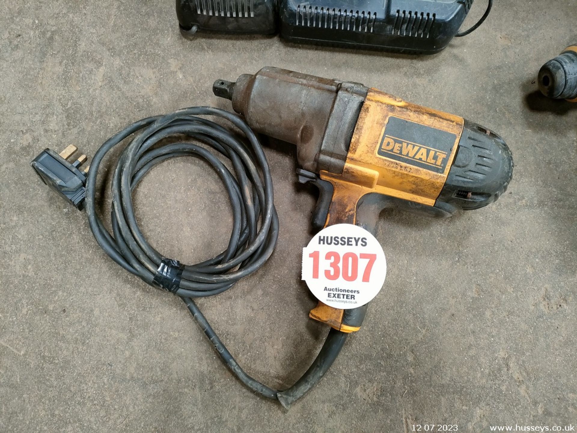 DEWALT IMPACT DRIVER