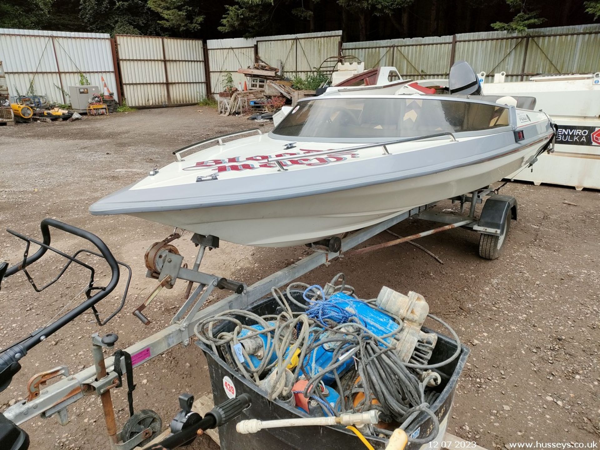 PICTON SPEEDBOAT MERCURY 500 OUTBOARD C.W TRAILER - Image 4 of 8