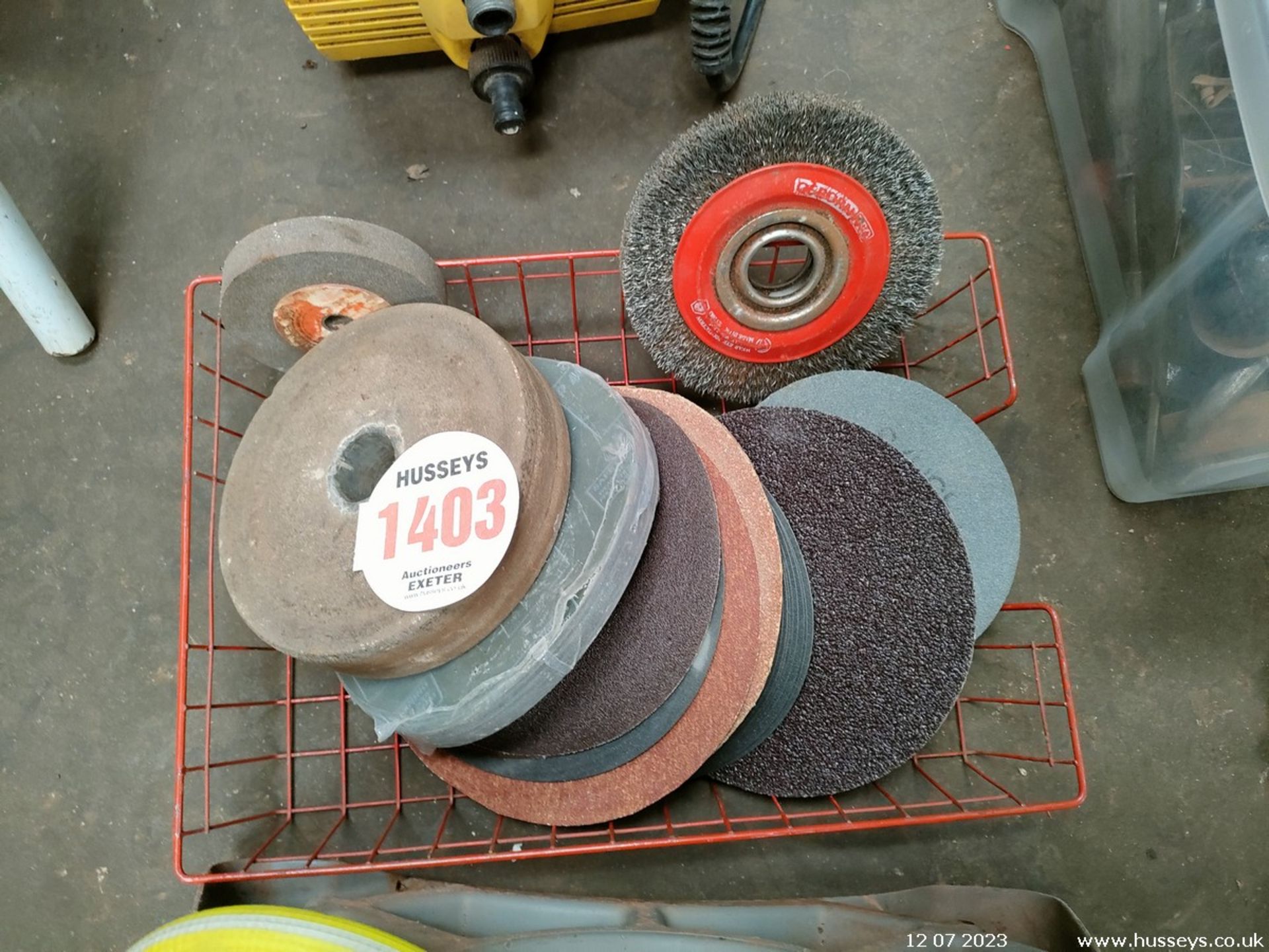 GRINDING WHEELS