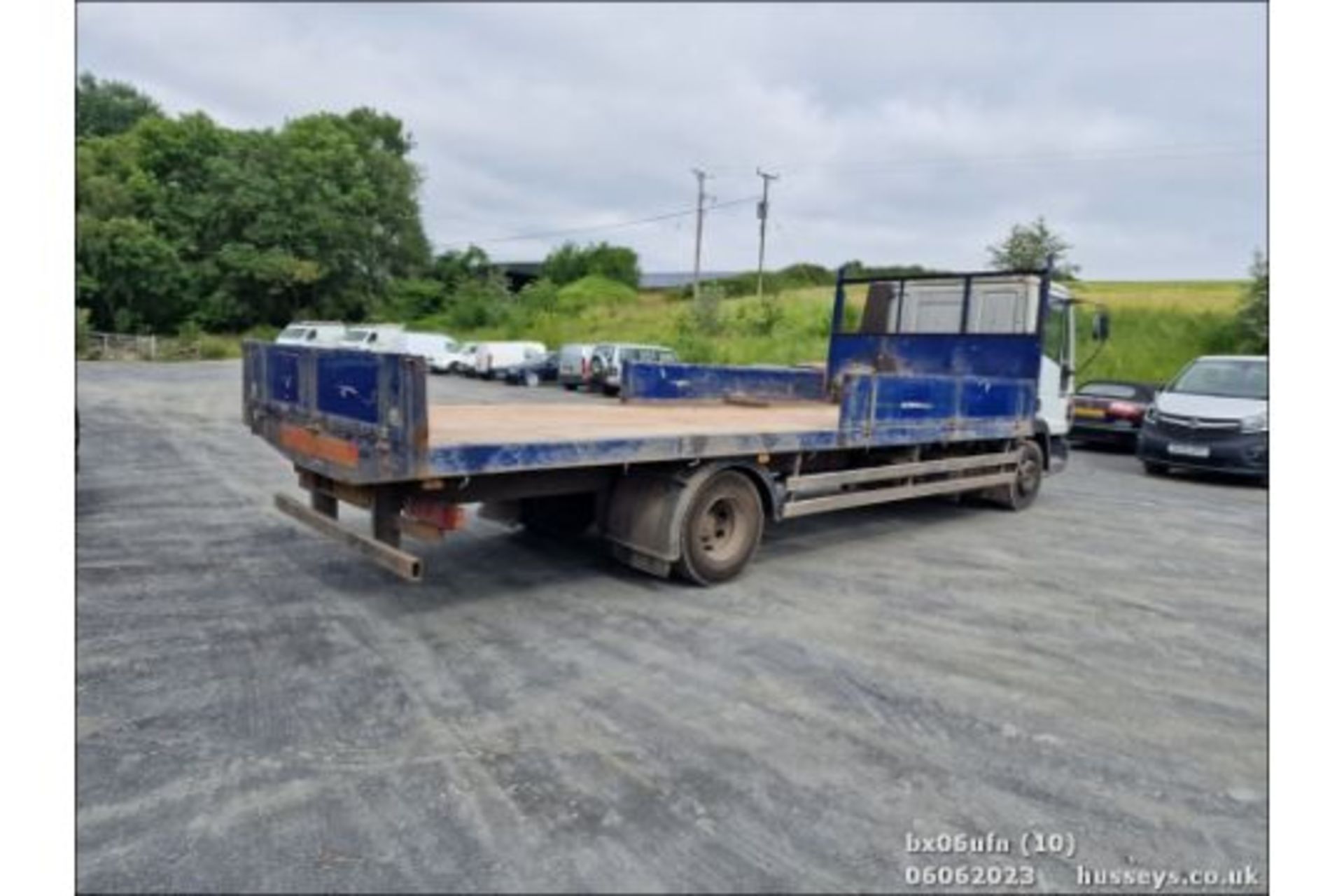 06/06 IVECO EUROCARGO - 5880cc 2dr Dropside (Orange, 595k) - Image 10 of 24