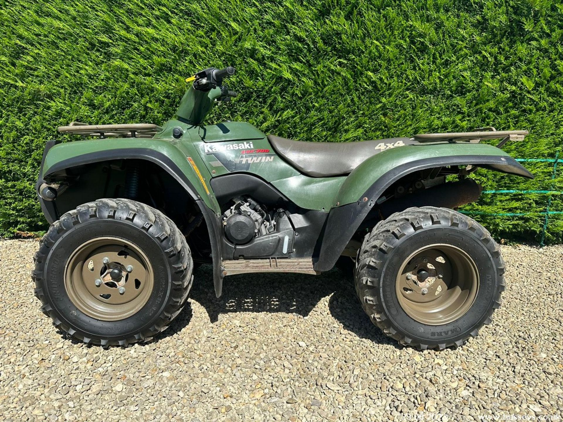 KAWASAKI KVF700 4WD QUAD