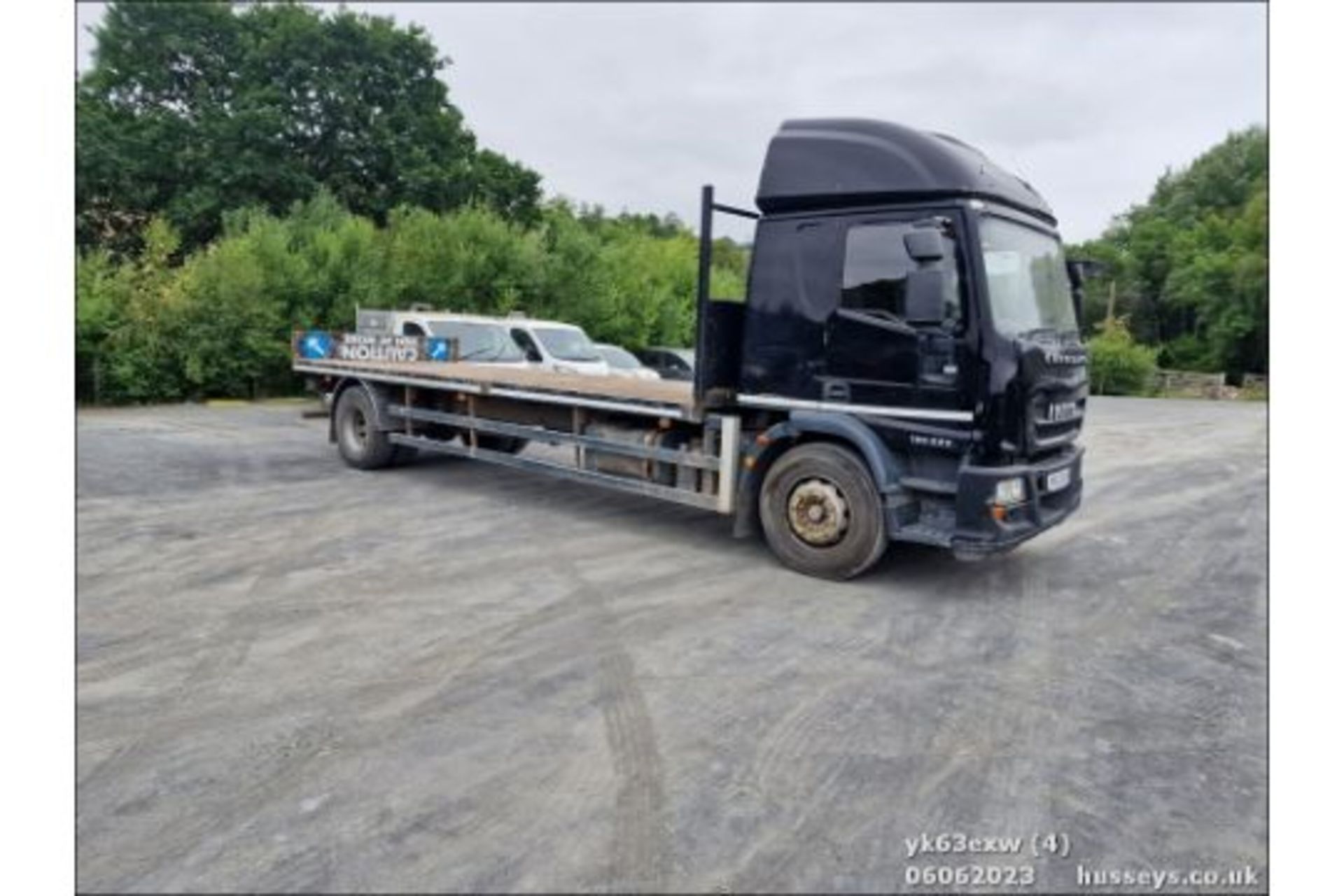 13/63 IVECO EUROCARGO (MY 2008) - 5880cc 2dr Flat Bed (Black) - Image 4 of 21