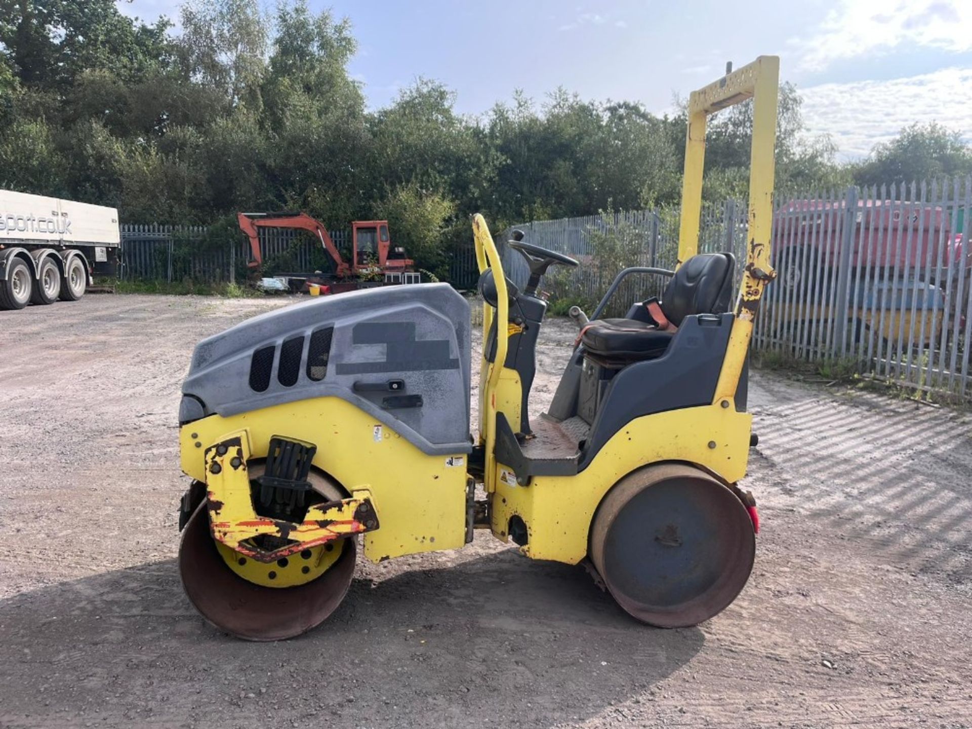 HAMM HD11 ROLLER 2011 KUBOTA DIESEL ENGINE RDV