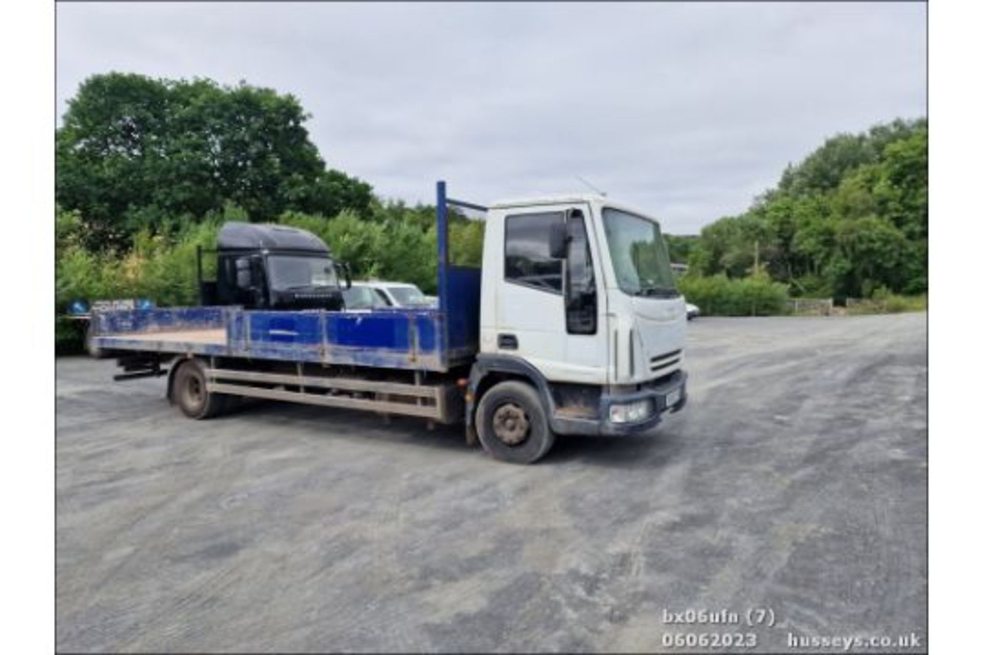 06/06 IVECO EUROCARGO - 5880cc 2dr Dropside (Orange, 595k) - Image 8 of 24