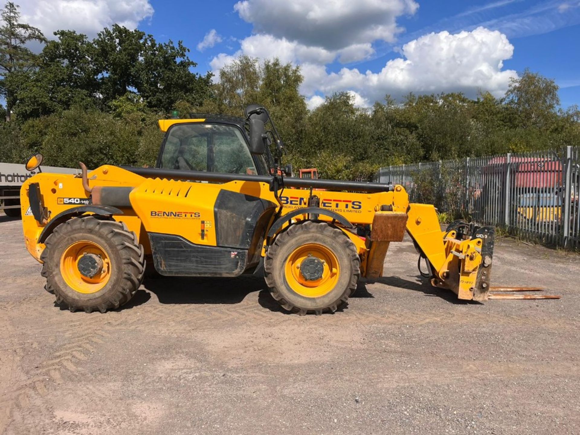 JCB 540-140 TELEHANDLER 2019 4820HRS BUCKET ROOF TRUSS LIFTER FORK POSITIONERS SWAY STR8 FRM WORK - Image 4 of 23