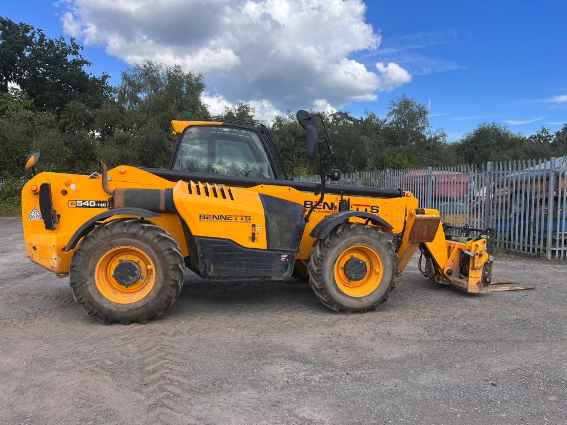 JCB 540-140 TELEHANDLER 2019 4820HRS BUCKET ROOF TRUSS LIFTER FORK POSITIONERS SWAY STR8 FRM WORK - Image 3 of 23