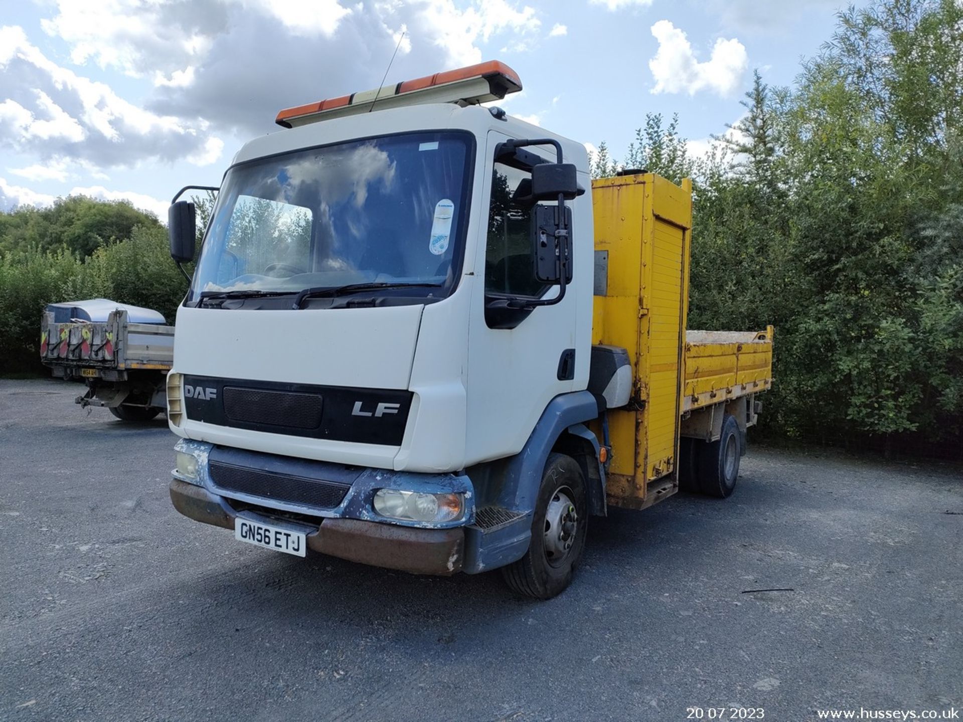 06/56 DAF TRUCKS FA LF45.150 - 3920cc 2dr Tipper (White/yellow)