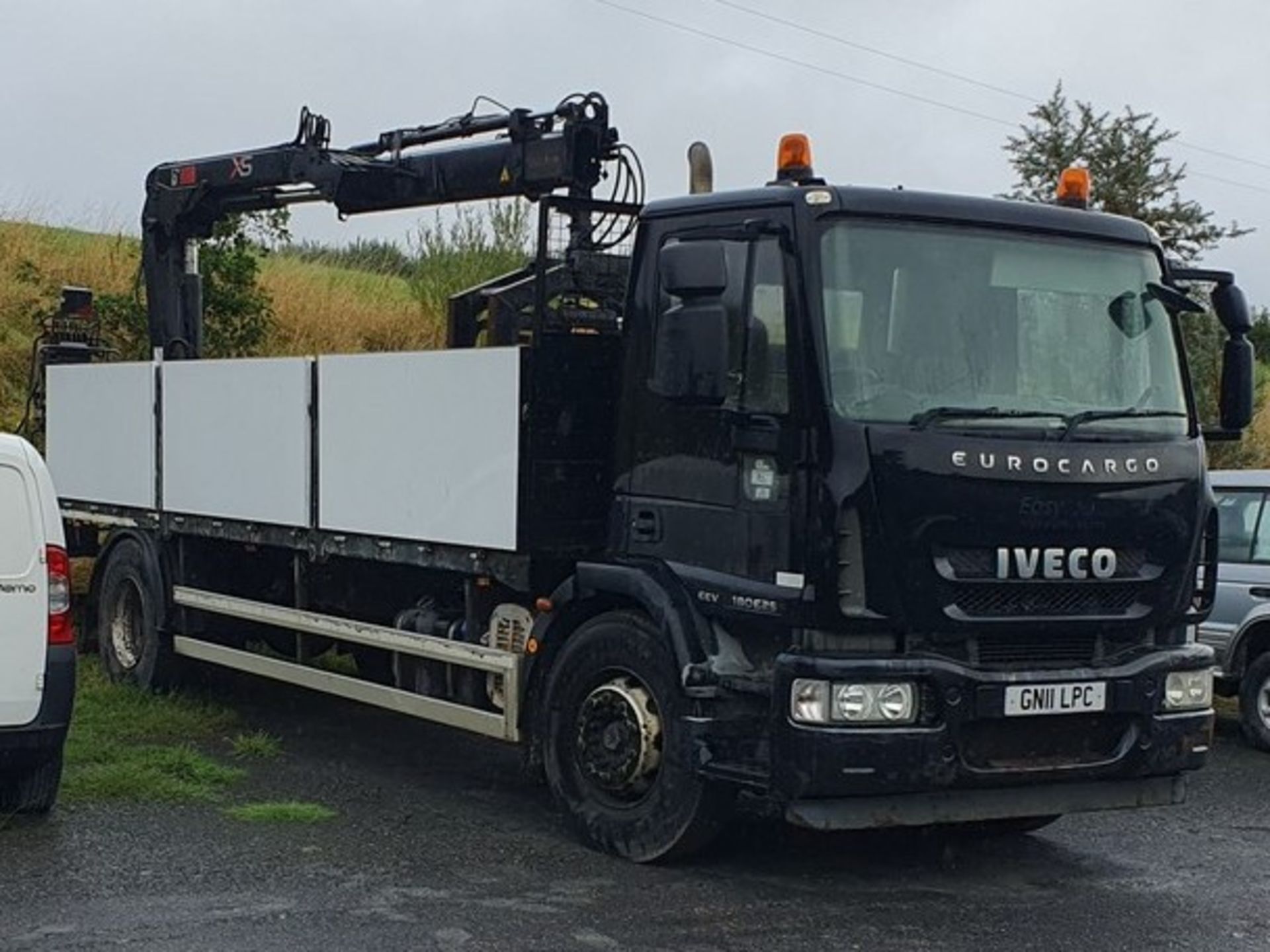 11/11 IVECO EUROCARGO (MY 2008) HIAB - 5880cc 2dr (Black)