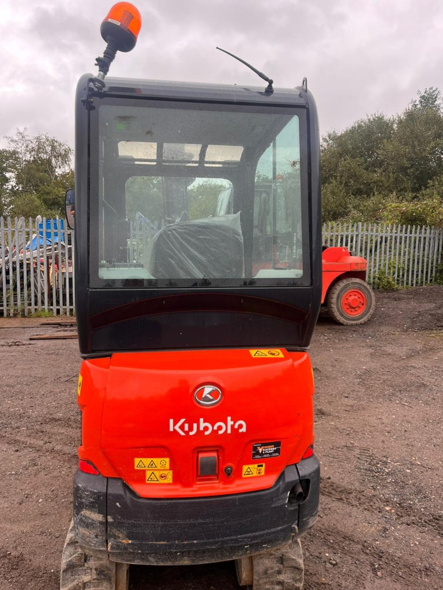 KUBOTA KX018-4 DIGGER 2022 218HRS QH 4 BUCKETS RTD RED & BLACK KEYS - Image 3 of 16