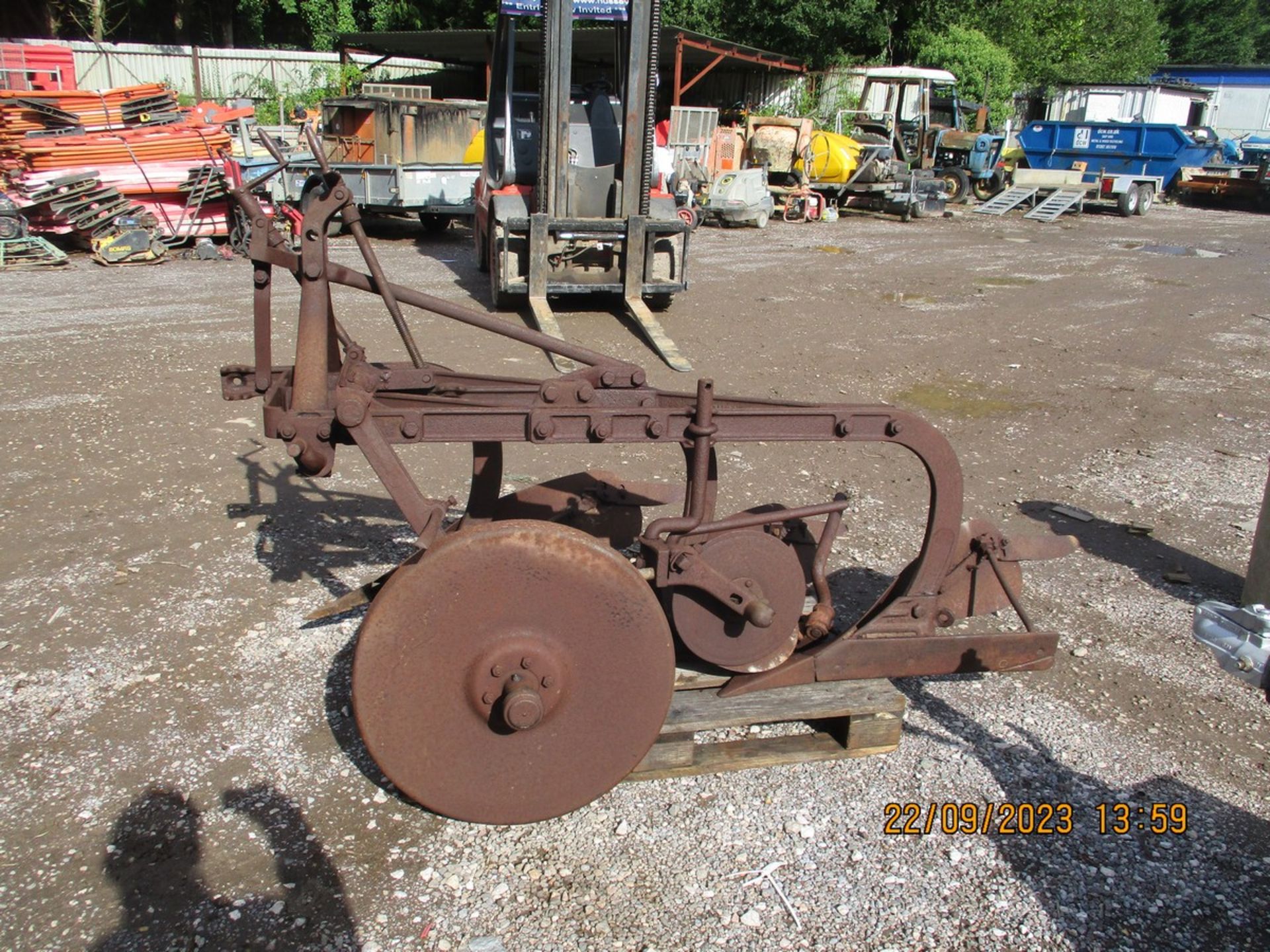 PLOUGH FOR FORDSON E27N - Image 3 of 4