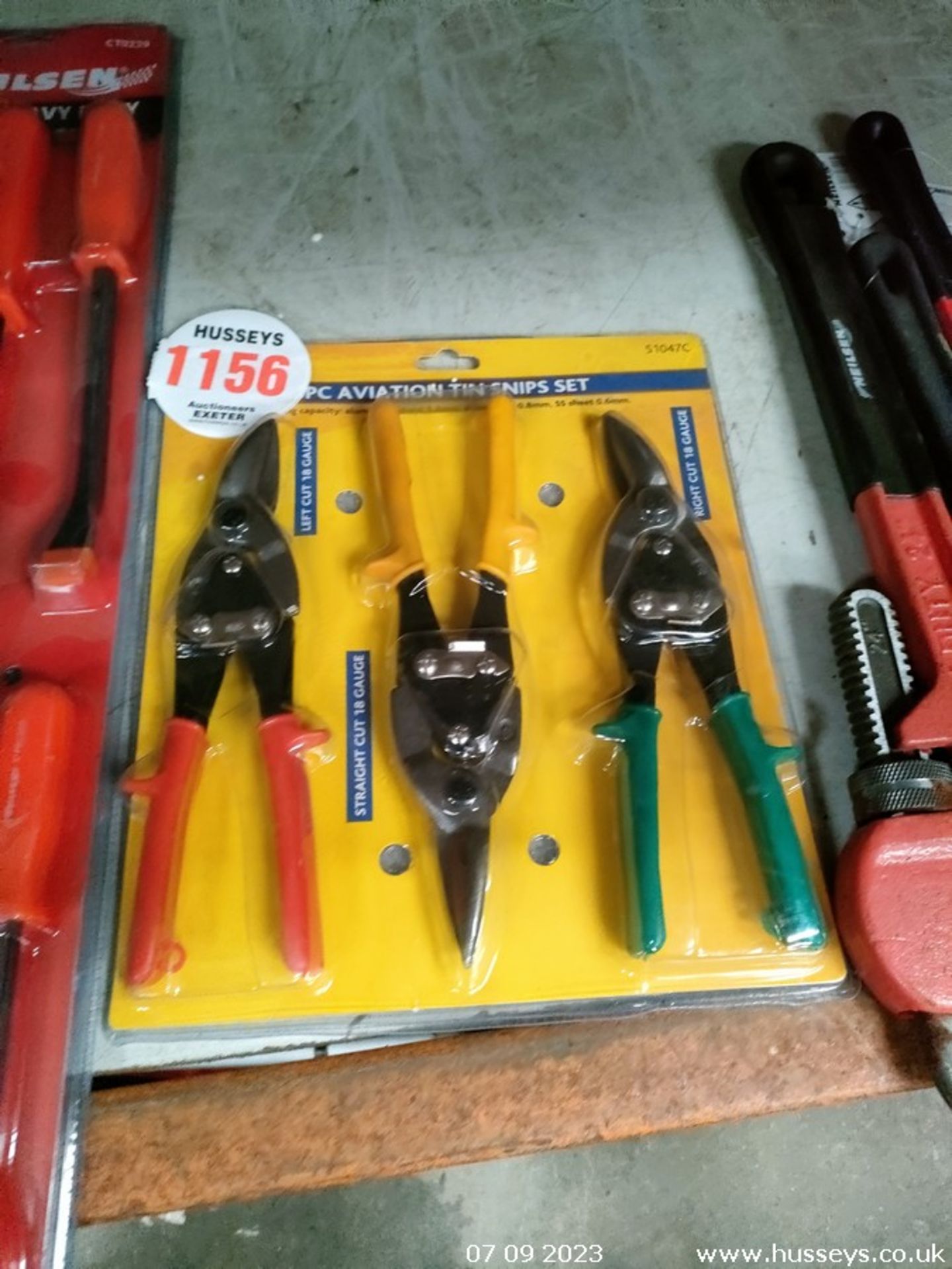 TIN SNIPS