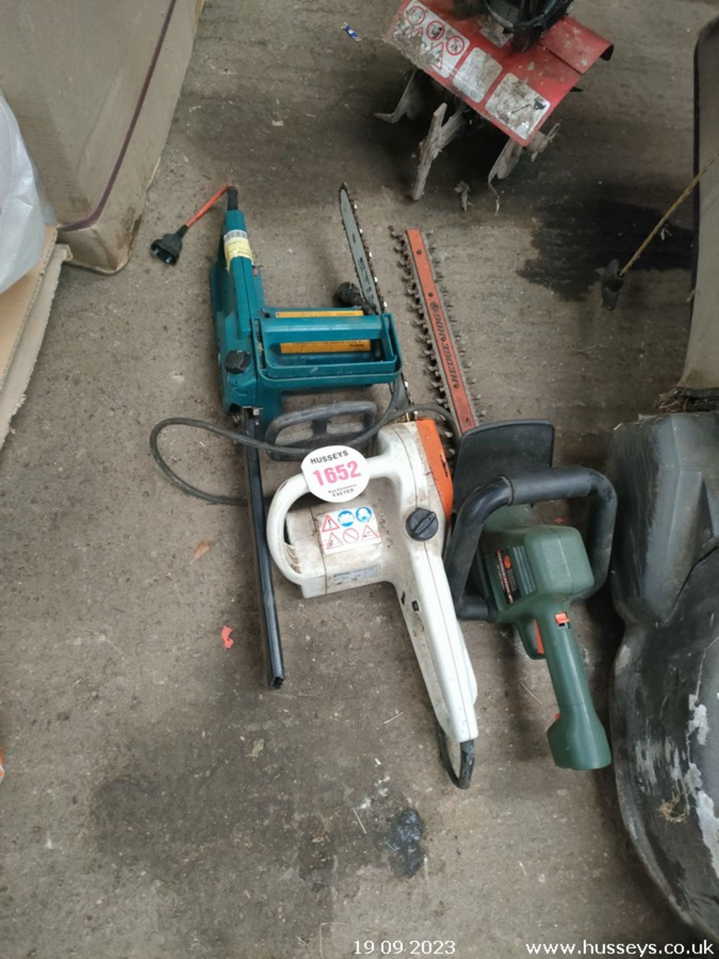 ELECTRIC CHAINSAWS & HEDGE TRIMMER
