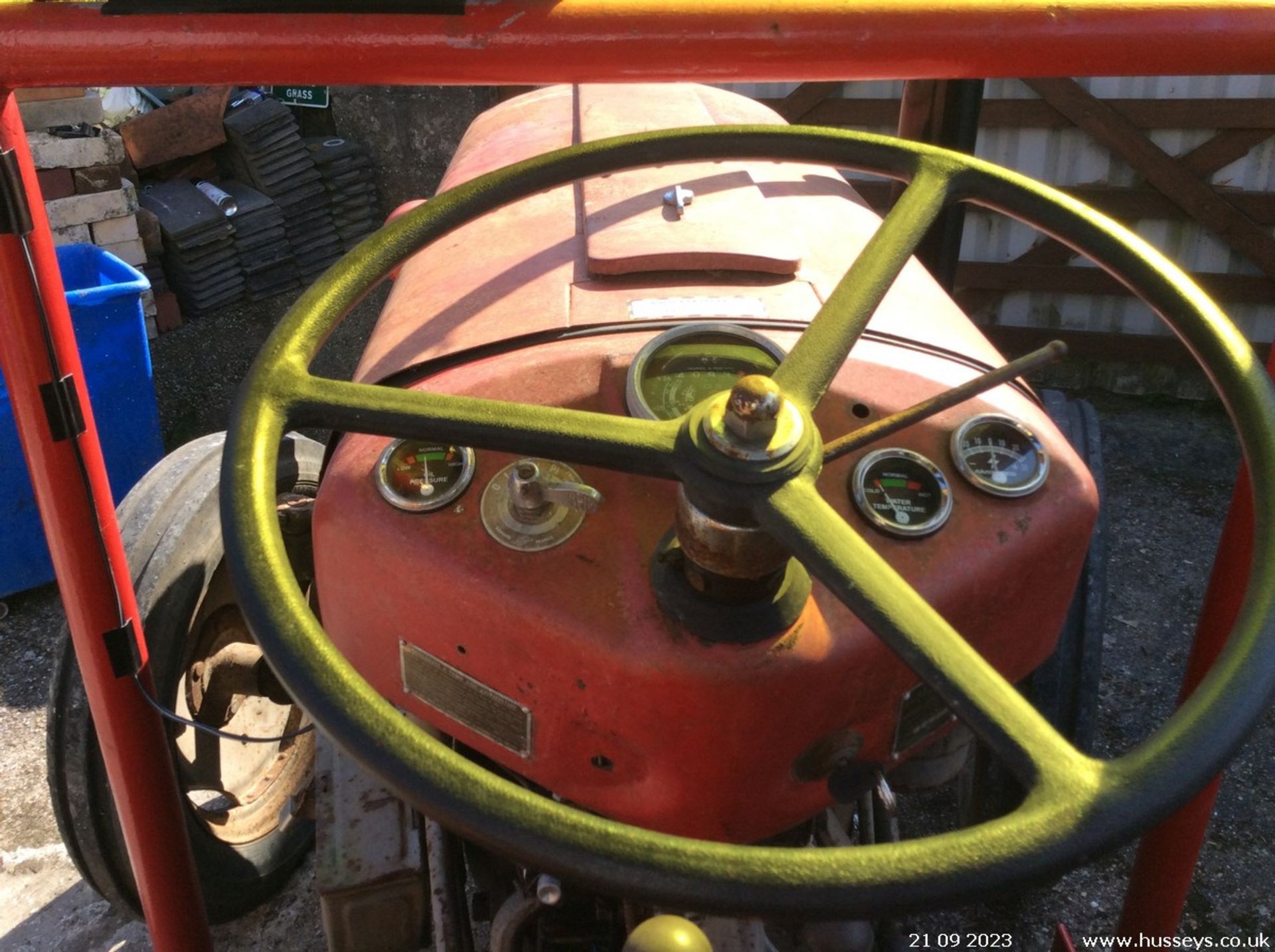 MASSEY FERGUSON 4 CYLINDER TRACTOR - Image 13 of 14