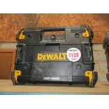 DEWALT RADIO