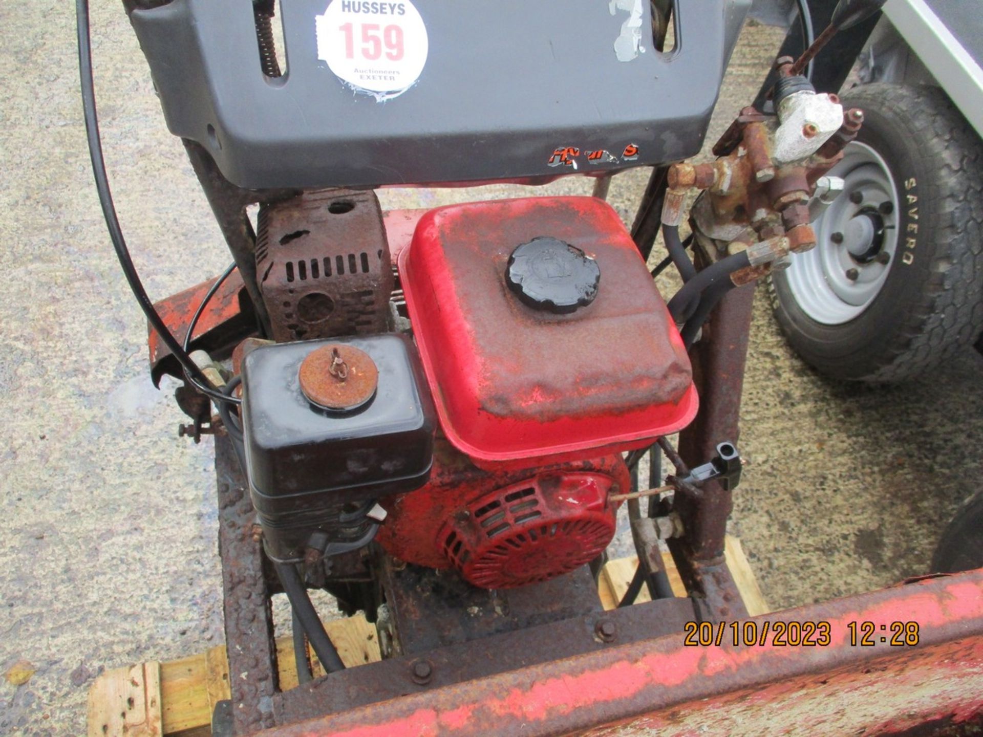 TRACK BARROW (HONDA ENGINE) - Image 5 of 5