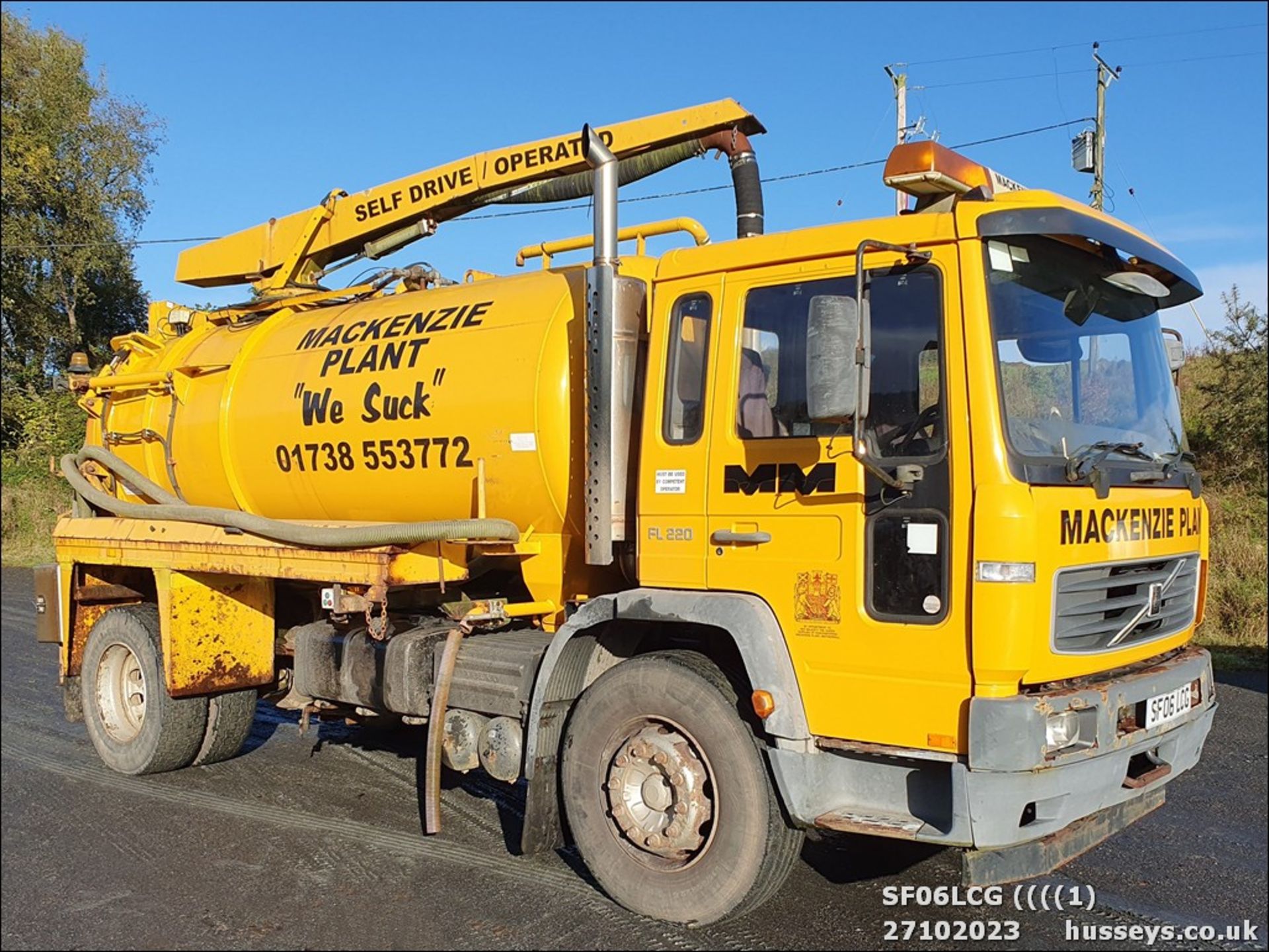 06/06 VOLVO FL GULLY SUCKER - 5480cc 2dr (Yellow)