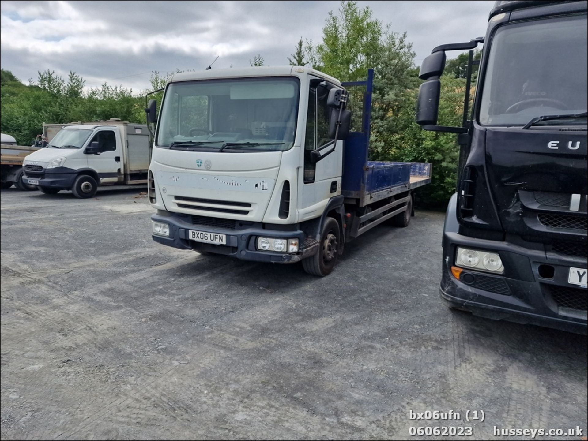 06/06 IVECO EUROCARGO - 5880cc 2dr Dropside (Orange, 595k) - Image 8 of 24