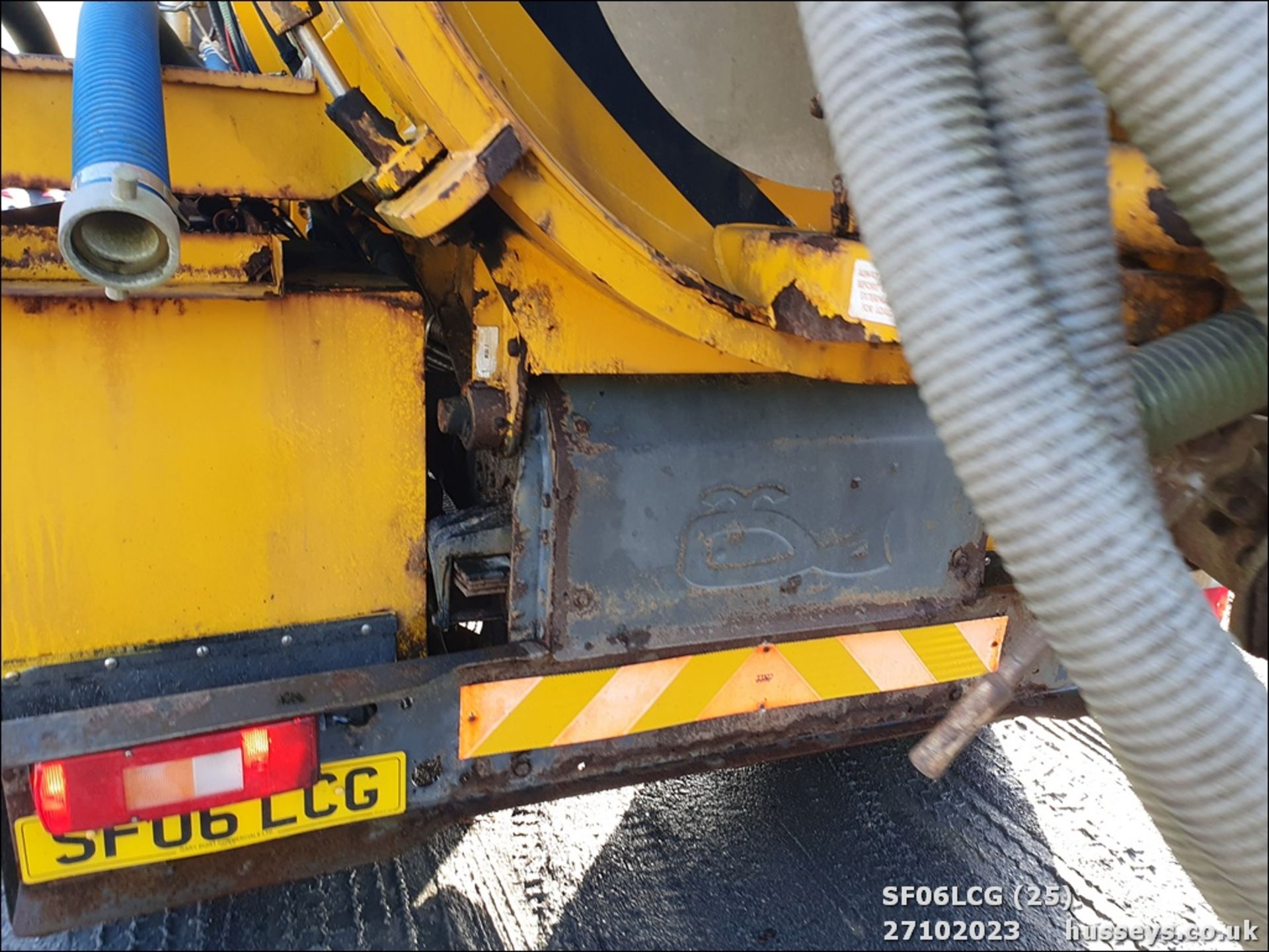 06/06 VOLVO FL GULLY SUCKER - 5480cc 2dr (Yellow) - Image 26 of 41