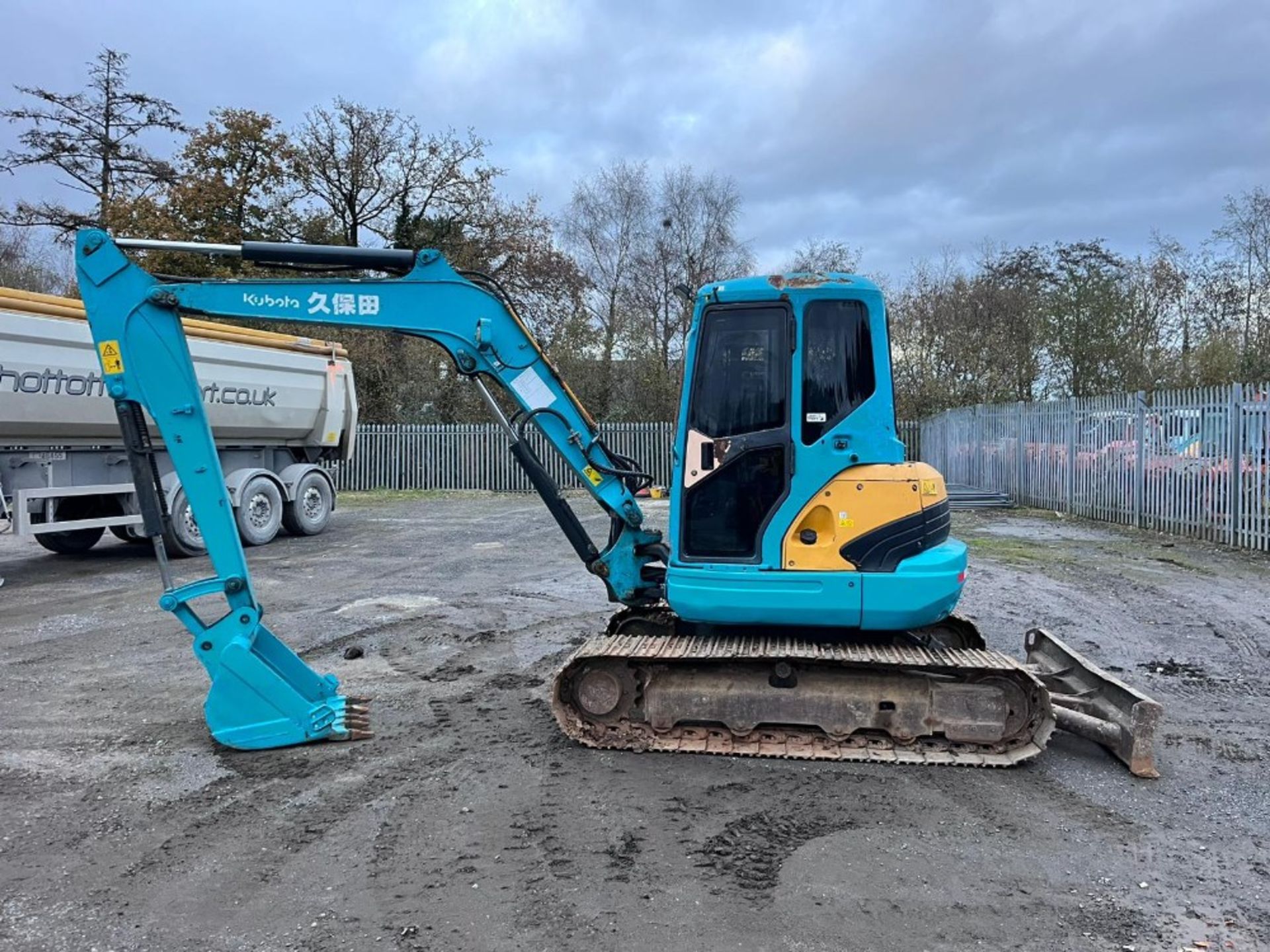 KUBOTA KX161 DIGGER 2015 ON THE PLATE HARD TO START POSSIBLE STARTER ISSUES