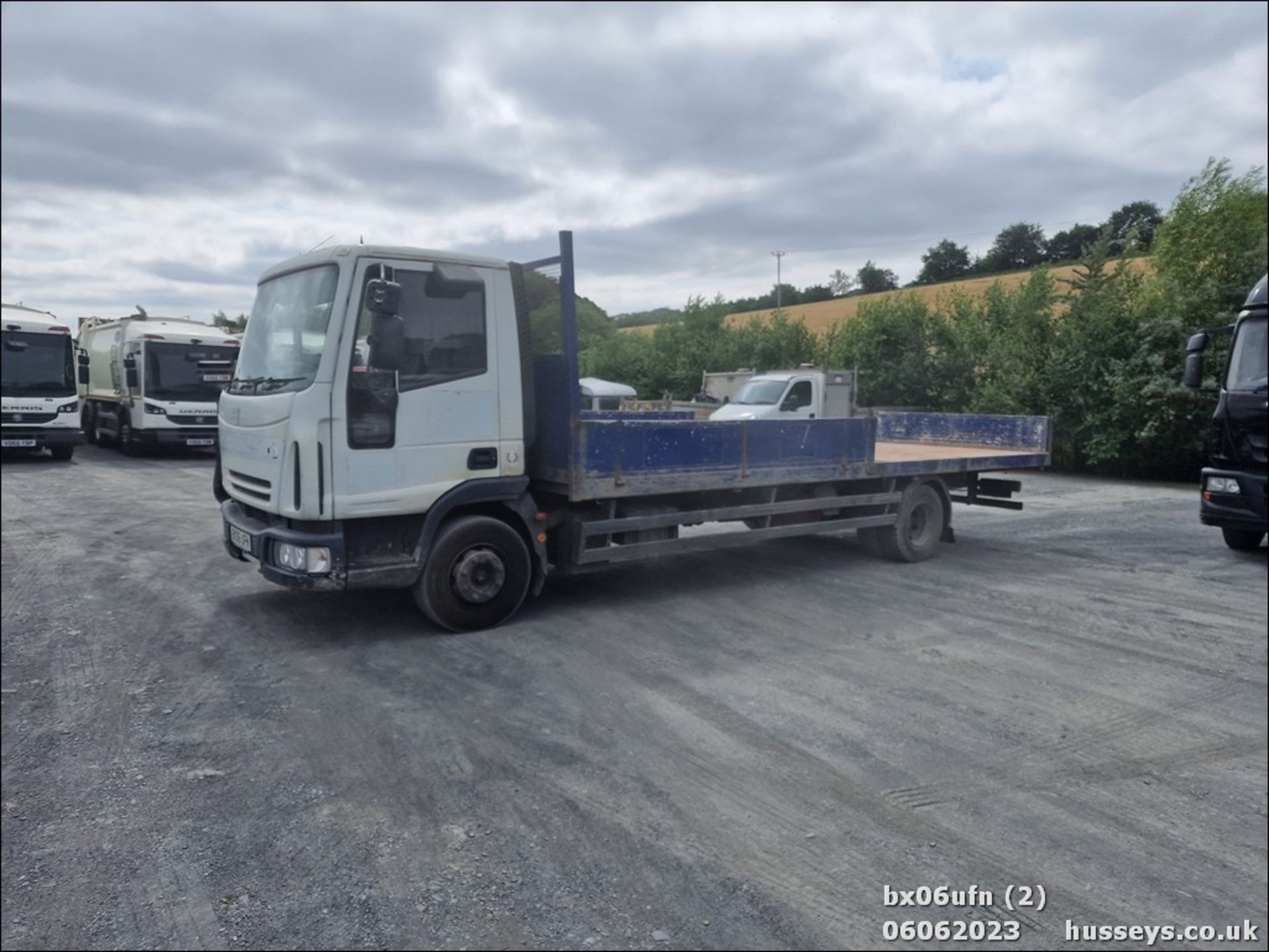 06/06 IVECO EUROCARGO - 5880cc 2dr Dropside (Orange, 595k) - Image 7 of 24