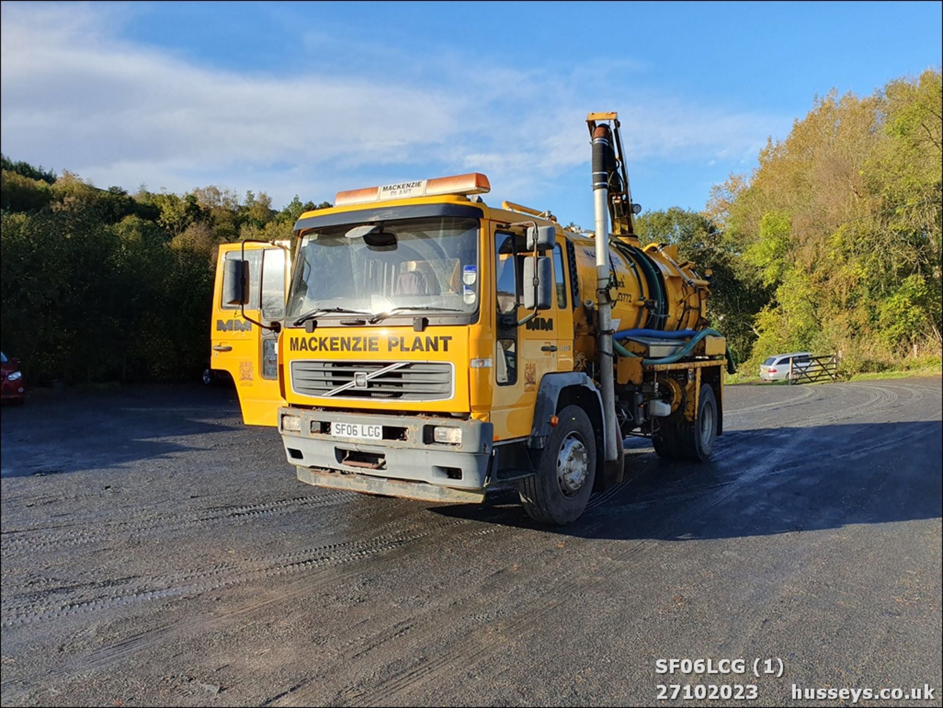 06/06 VOLVO FL GULLY SUCKER - 5480cc 2dr (Yellow) - Image 2 of 41