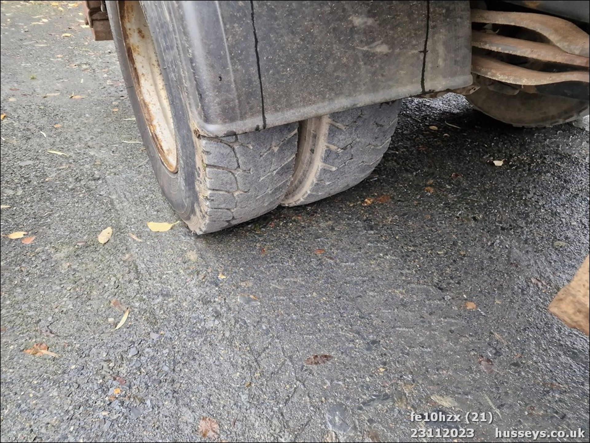 10/10 DAF TRUCKS LF SKIP LORRY - 6692cc 2dr (Red) - Image 19 of 22