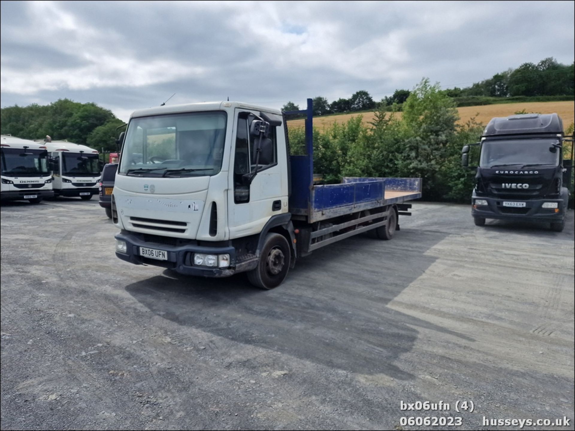 06/06 IVECO EUROCARGO - 5880cc 2dr Dropside (Orange, 595k) - Image 5 of 24