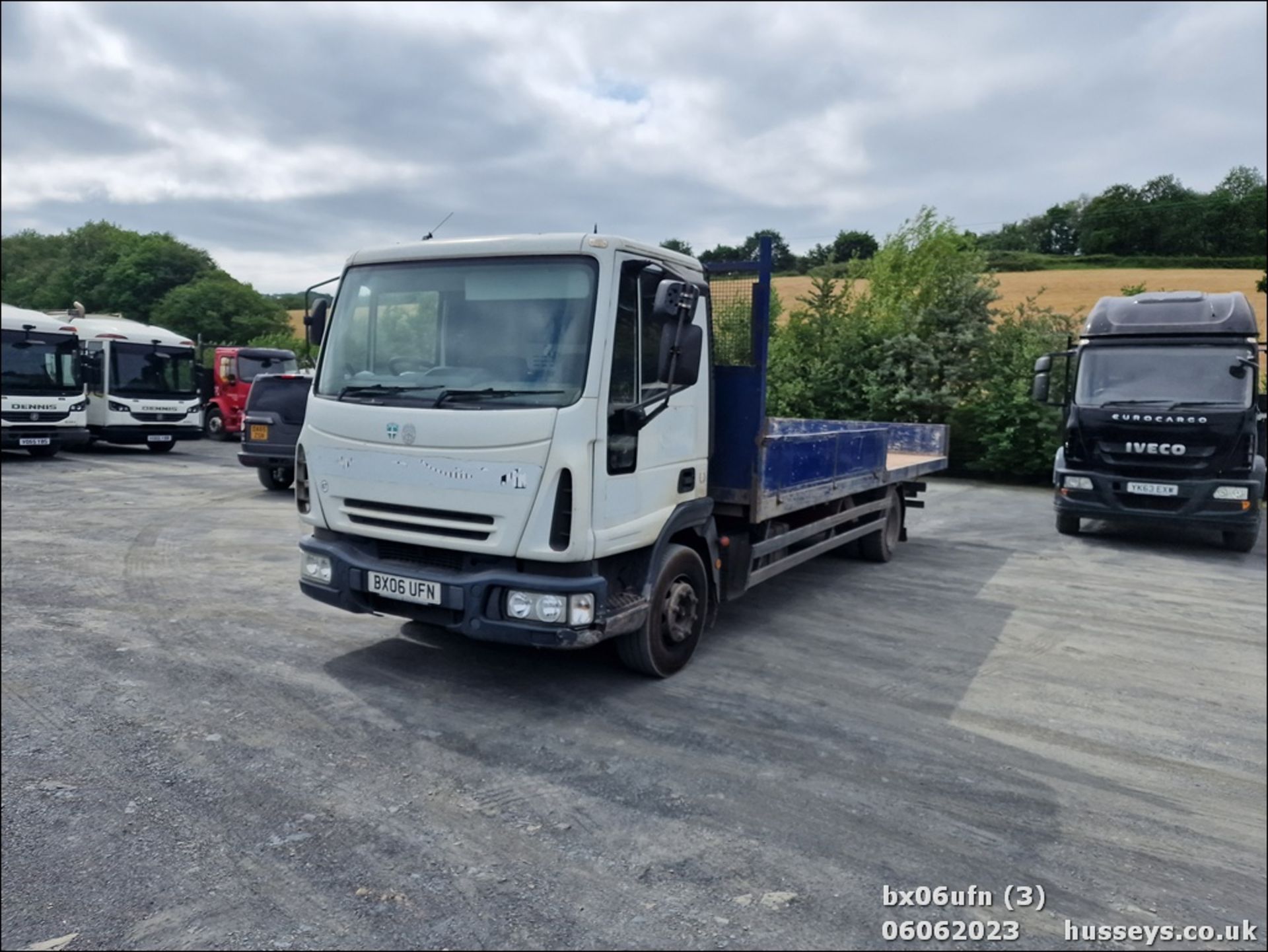 06/06 IVECO EUROCARGO - 5880cc 2dr Dropside (Orange, 595k) - Image 6 of 24