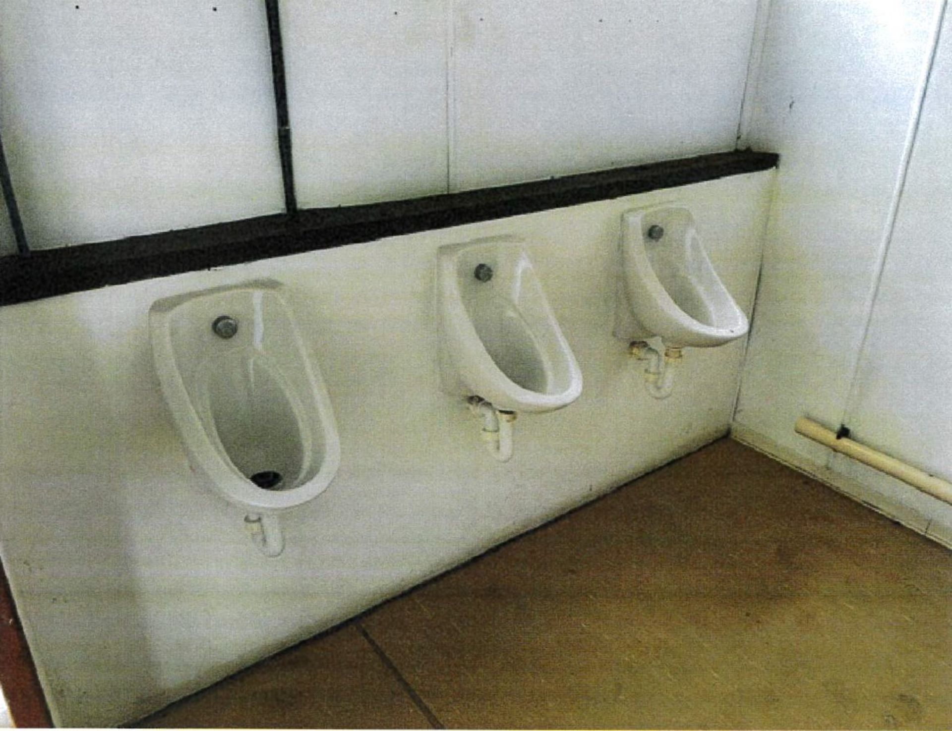 20' x 9' GENTS & DISABLED TOILET. 3 H/BASINS, 3 URINALS SOLD OFFSITE - Image 2 of 6