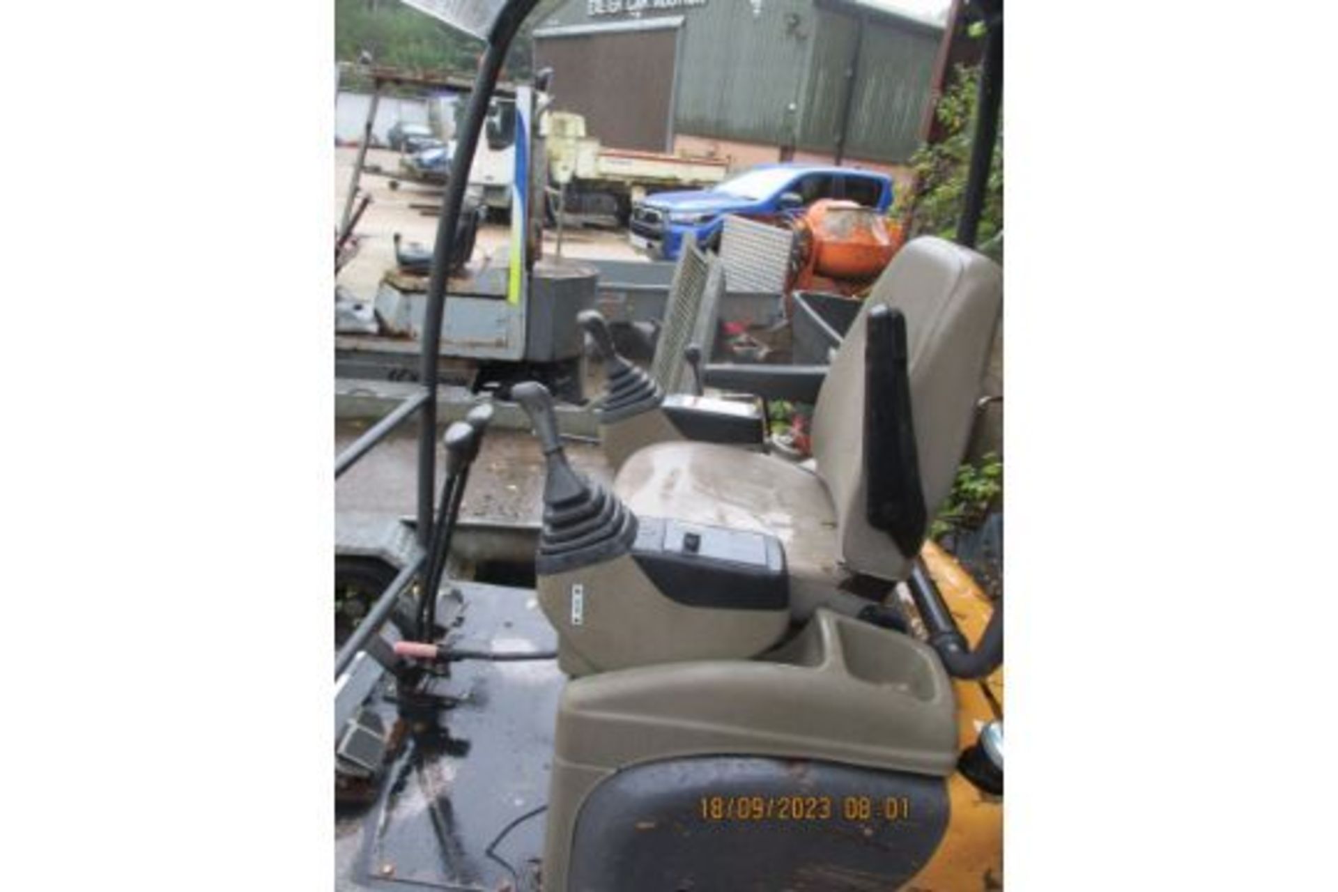 CASE CX16 MINI DIGGER C.,W 2 BUCKETS - Image 12 of 13