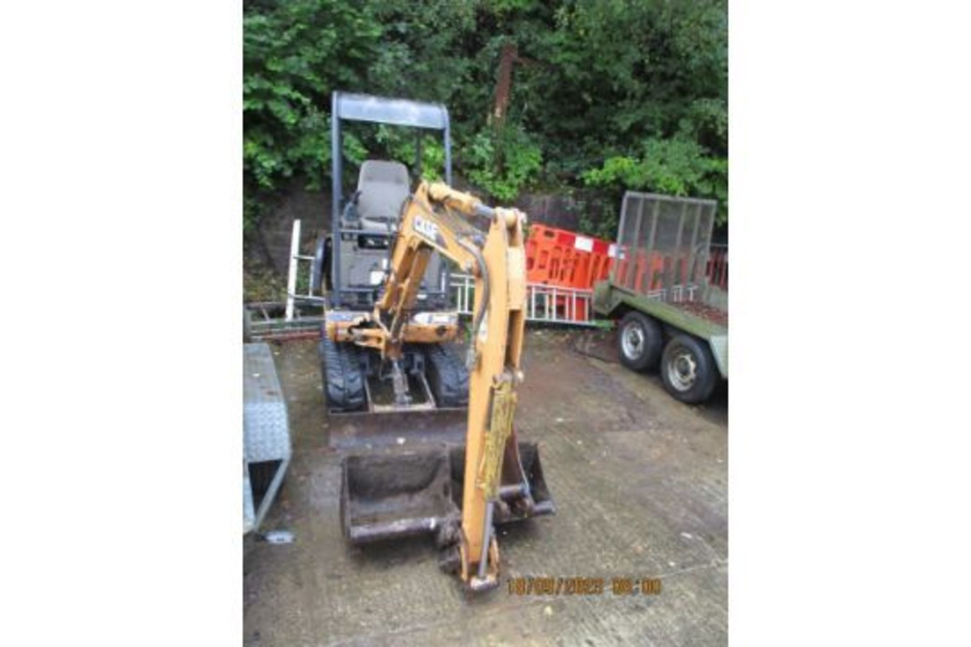 CASE CX16 MINI DIGGER C.,W 2 BUCKETS - Image 6 of 13