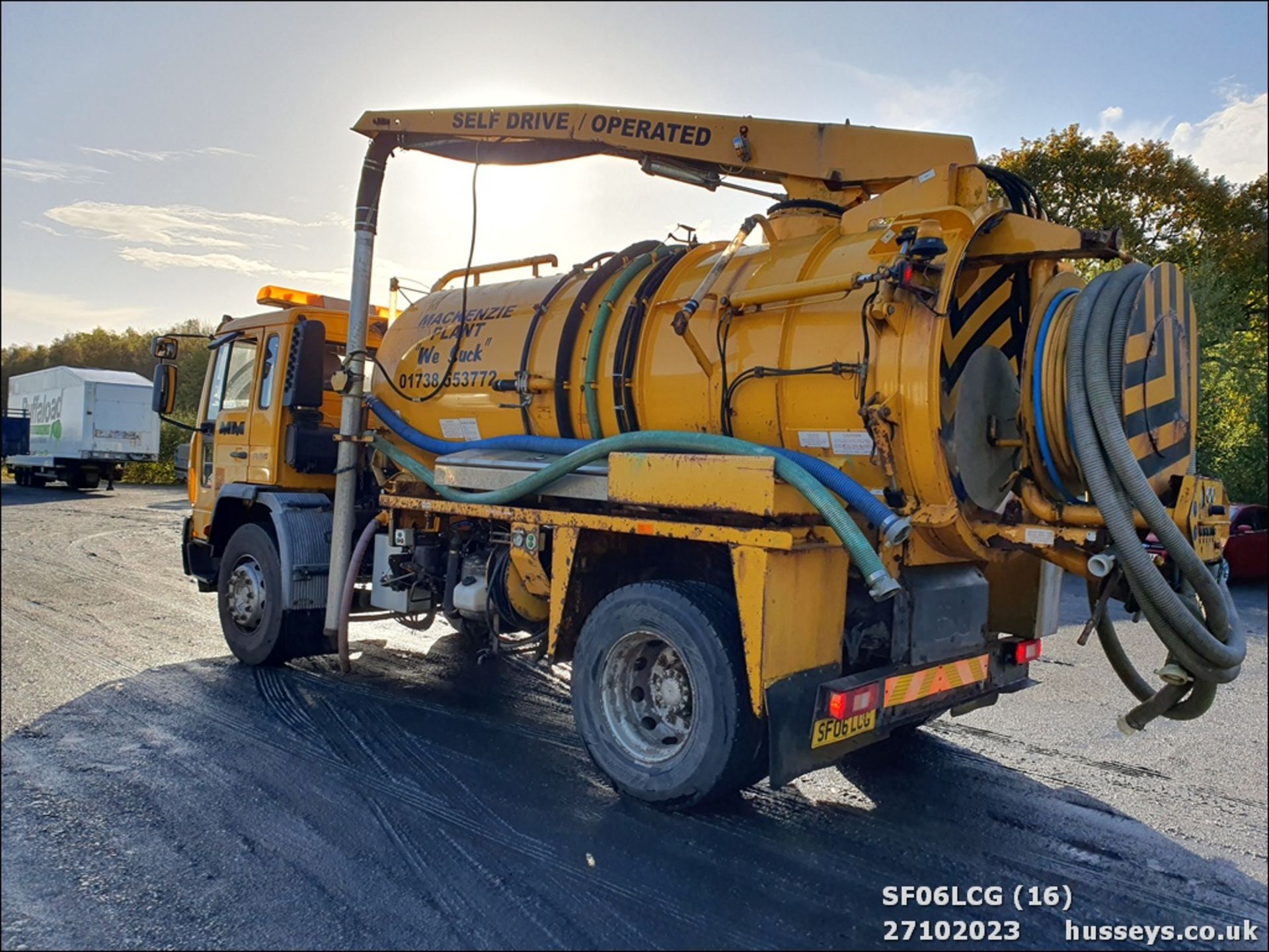 06/06 VOLVO FL GULLY SUCKER - 5480cc 2dr (Yellow) - Image 17 of 41