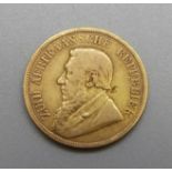An 1895 South Africa 1 Pond gold coin, 7.8g