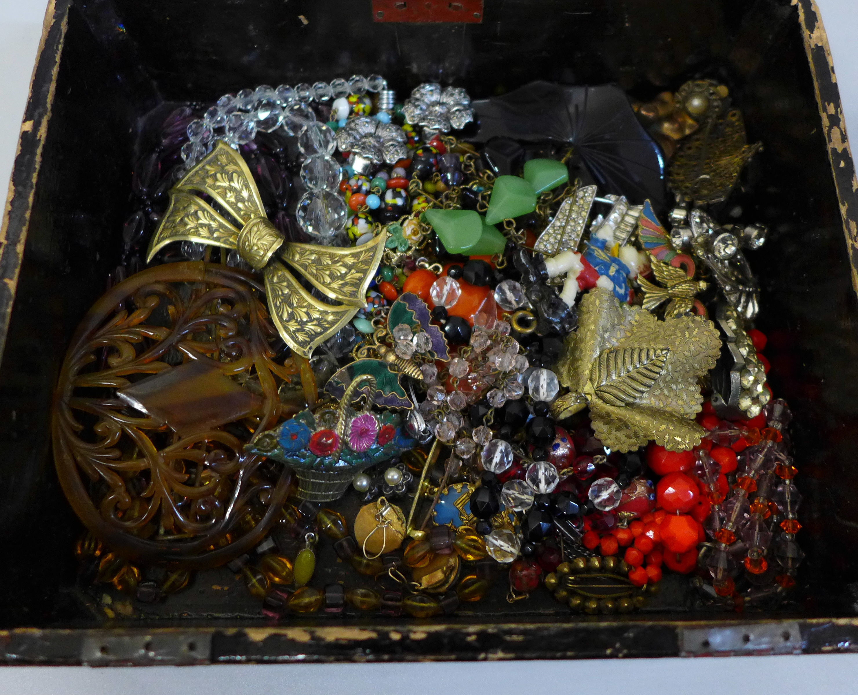 Costume jewellery, mainly 1930's-1950's