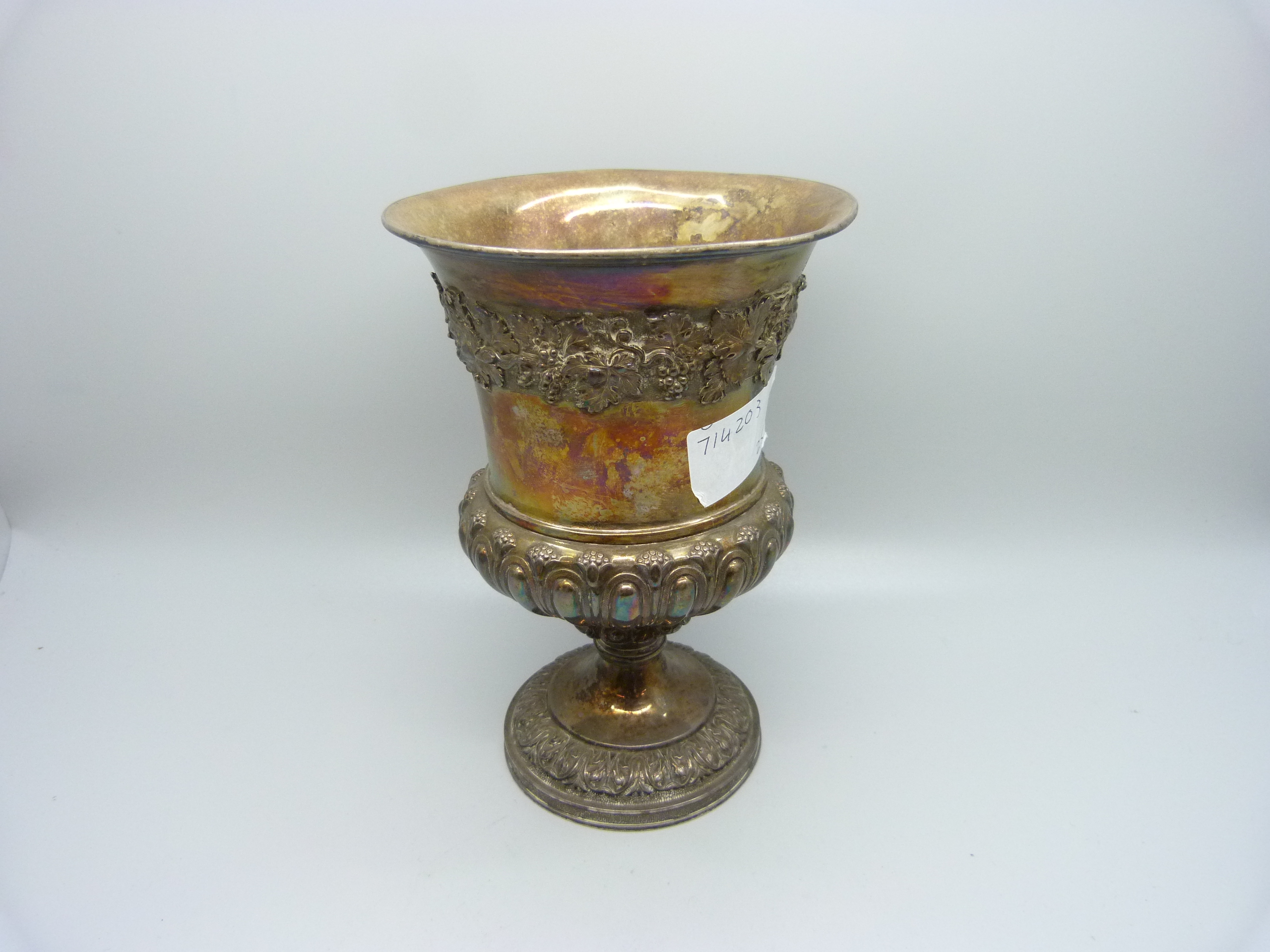 A George IV silver chalice, London 1822, 358g, 157mm - Image 2 of 5