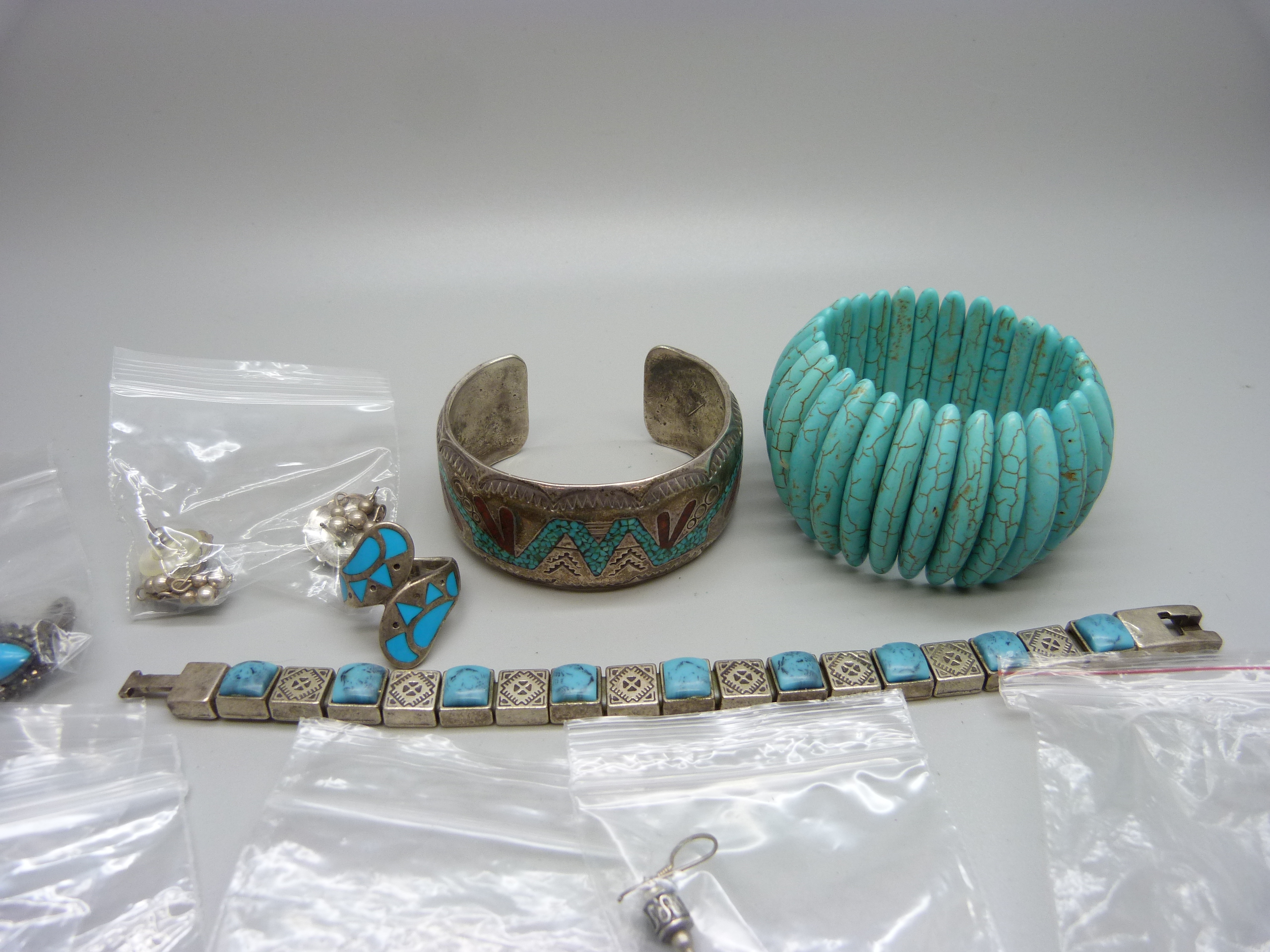 Turquoise jewellery - Image 2 of 2