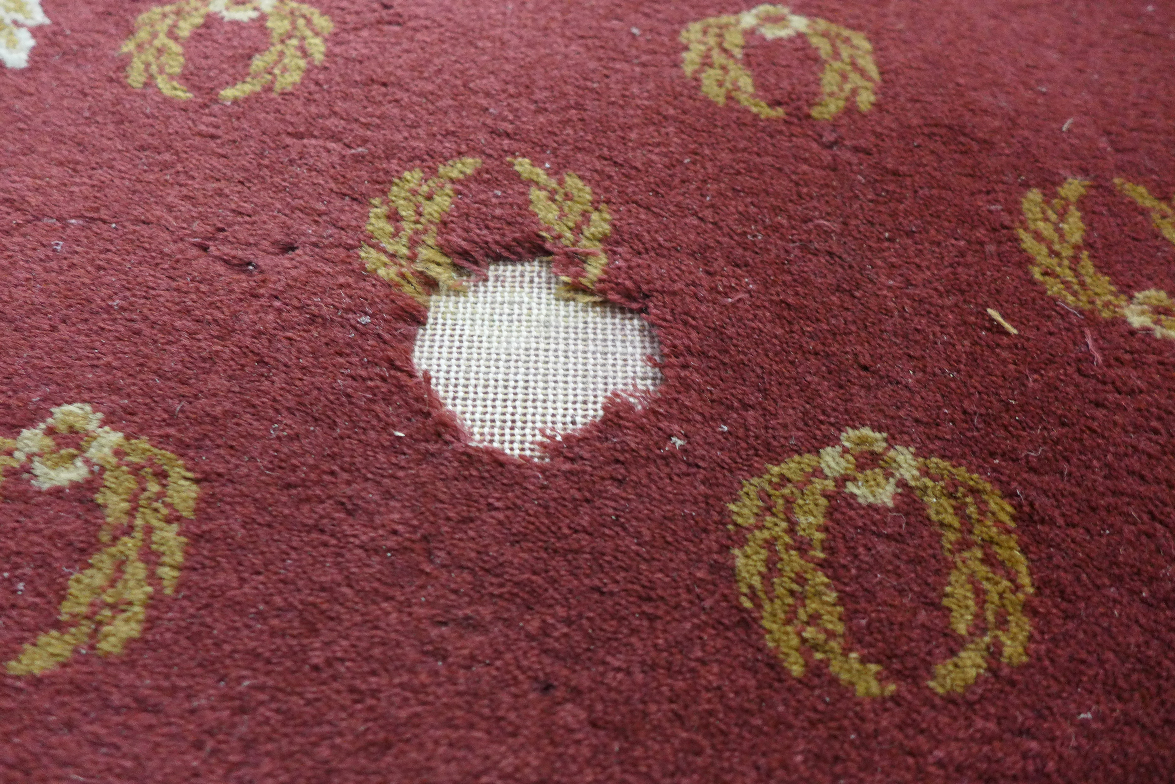 A red ground Wilton runner rug, 91 x 210cms - Image 2 of 3