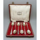 A cased set of six silver spoons, 1937 in Harrods box, 100g