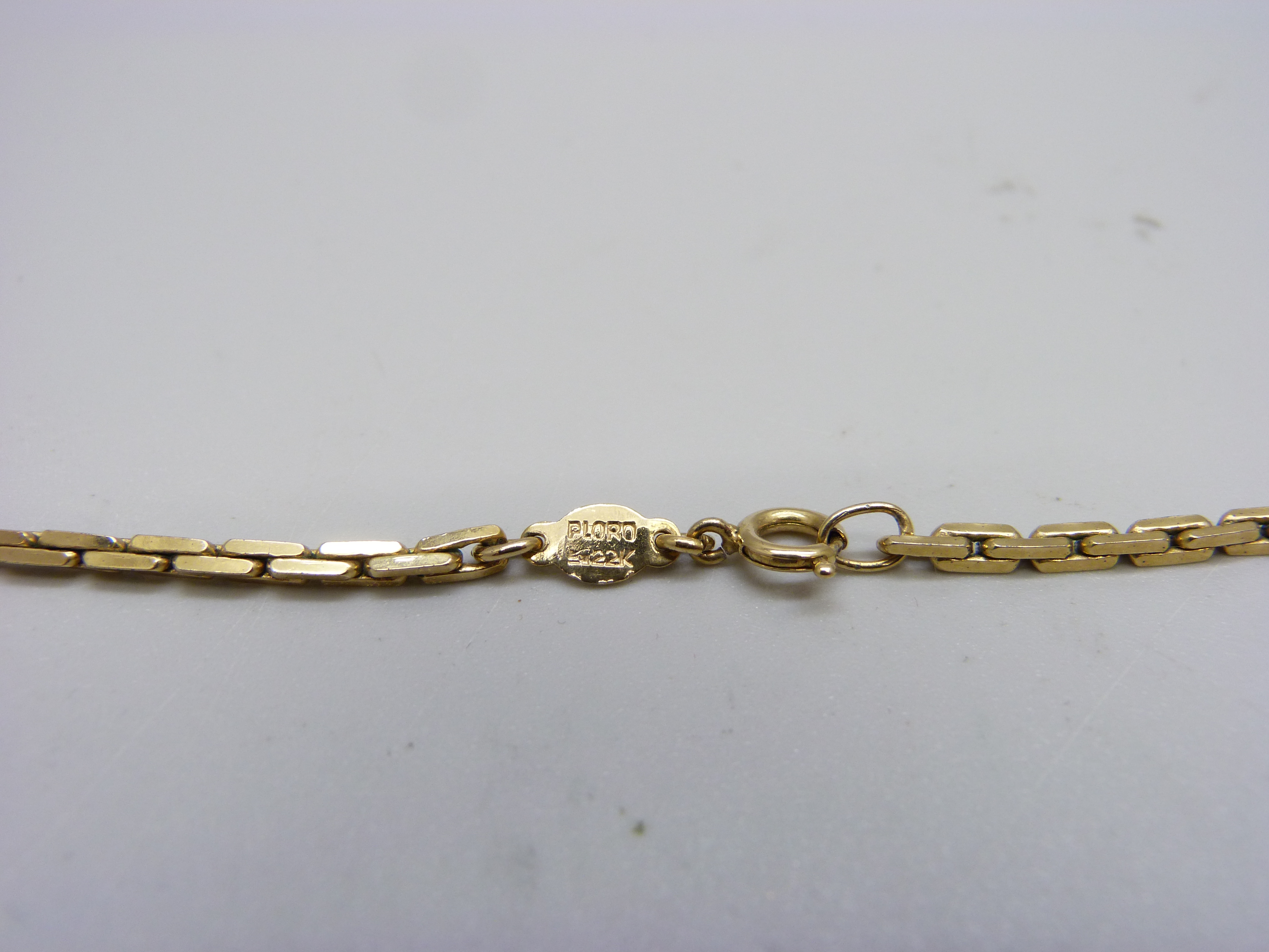 A plated necklace - Image 3 of 3
