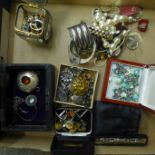 A collection of vintage costume jewellery, some in boxes