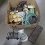 Assorted items, china, metalware, decorative items, etc. **PLEASE NOTE THIS LOT IS NOT ELIGIBLE