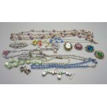 Vintage jewellery, mainly 1930s/50s