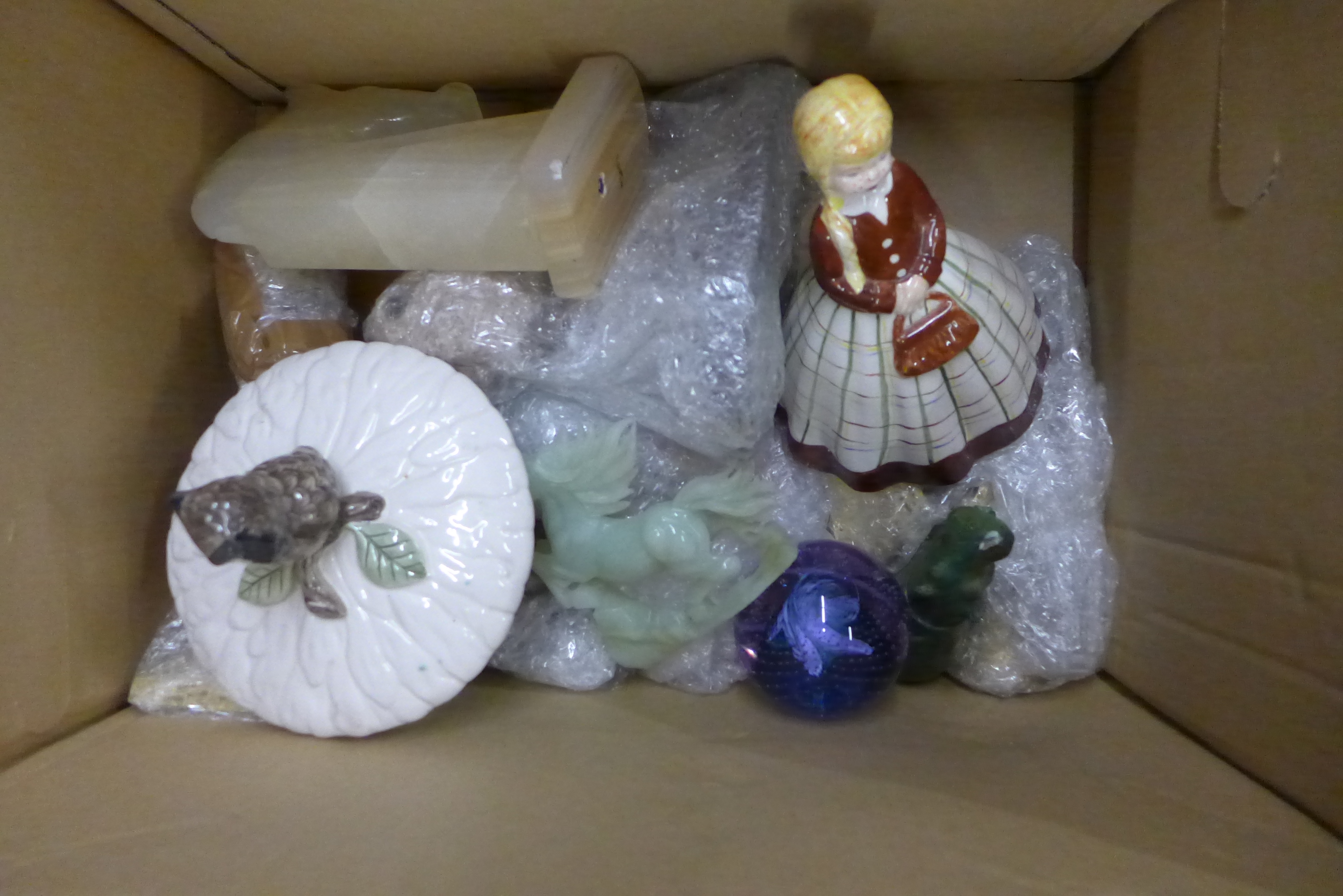 Three boxes of ornaments **PLEASE NOTE THIS LOT IS NOT ELIGIBLE FOR POSTING AND PACKING** - Image 2 of 4