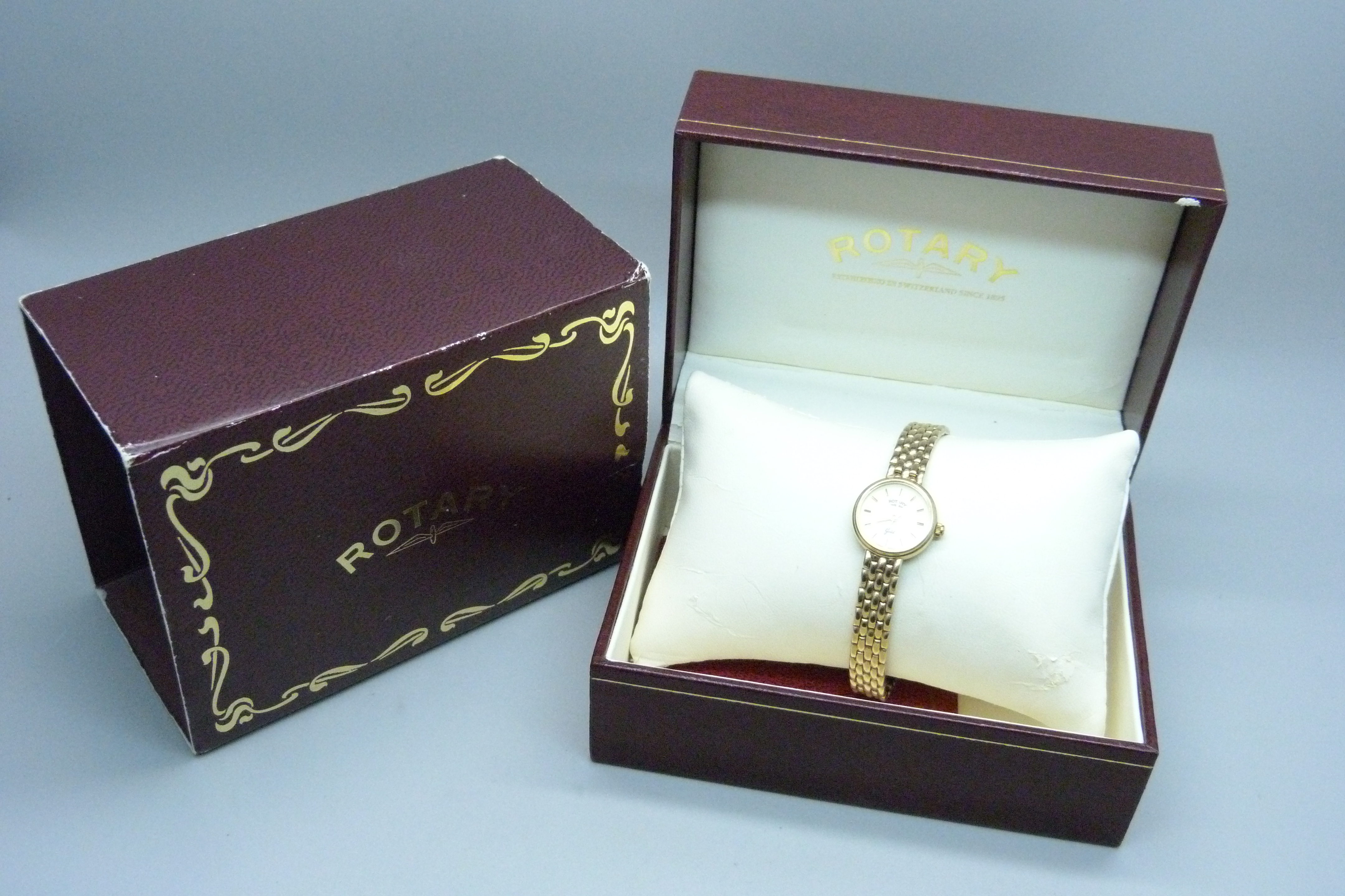 A lady's 9ct gold Rotary wristwatch, boxed, gross weight 17.3g