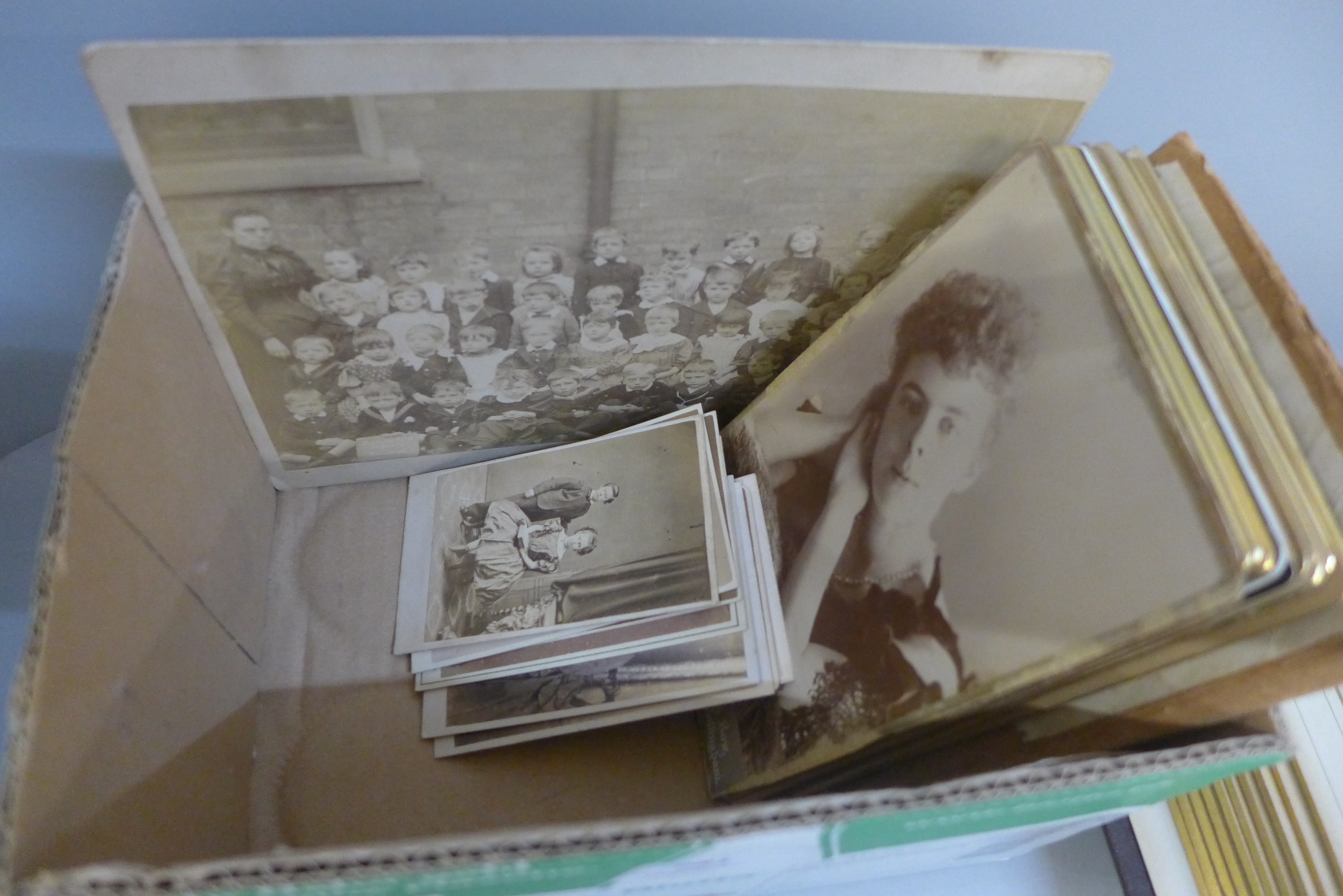 A carte de visite album with a collection of loose cabinet cards and carte de visite - Image 2 of 2