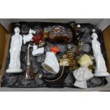 Avon pottery and glassware **PLEASE NOTE THIS LOT IS NOT ELIGIBLE FOR POSTING AND PACKING**
