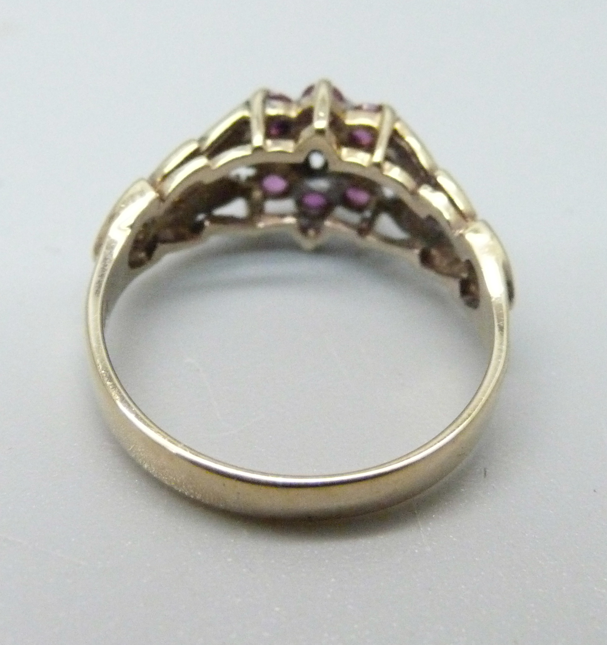 A 9ct gold, ruby and diamond cluster ring, 2.9g, N - Image 3 of 3