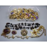 A collection of vintage costume jewellery